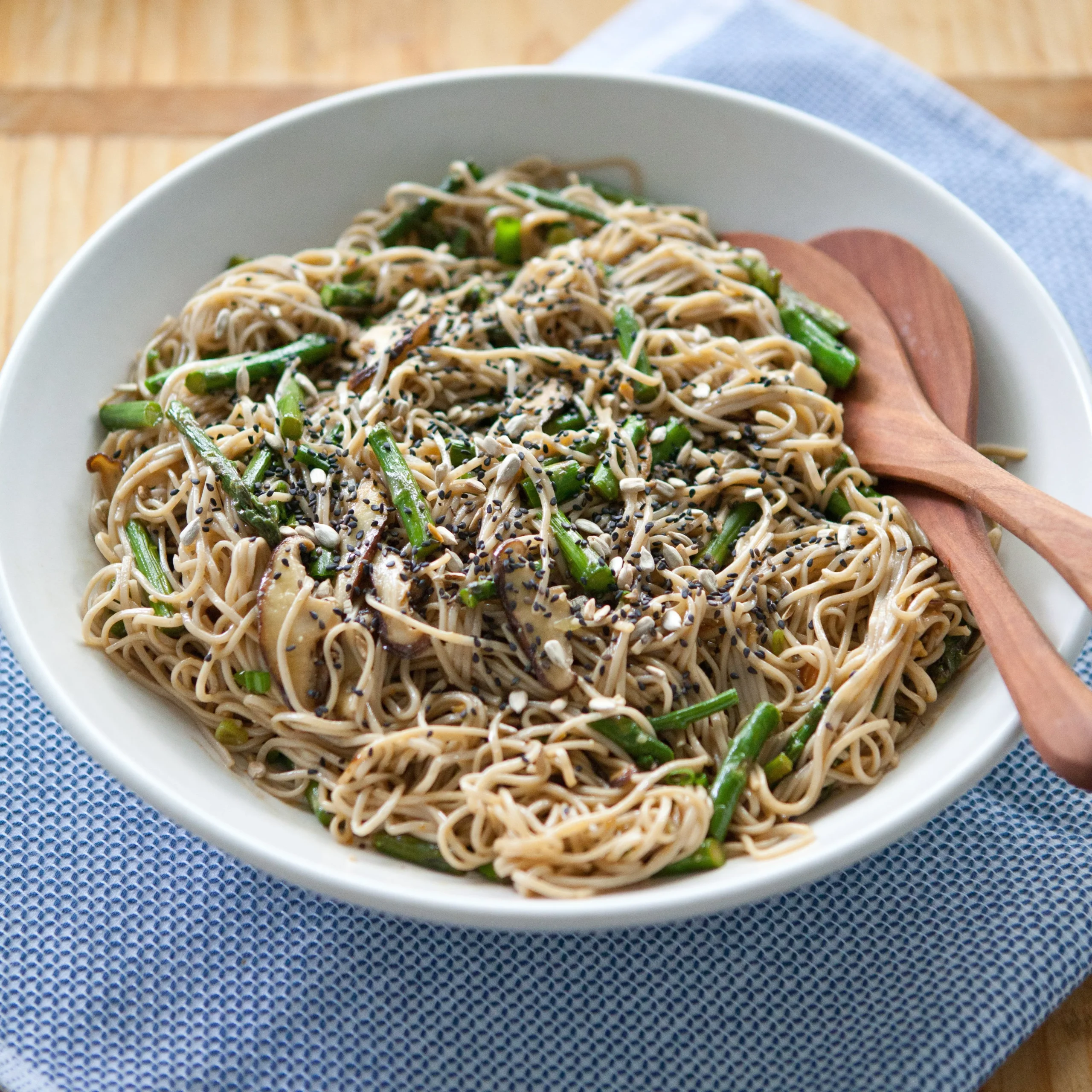 Asparagus Soba Noodle Salad