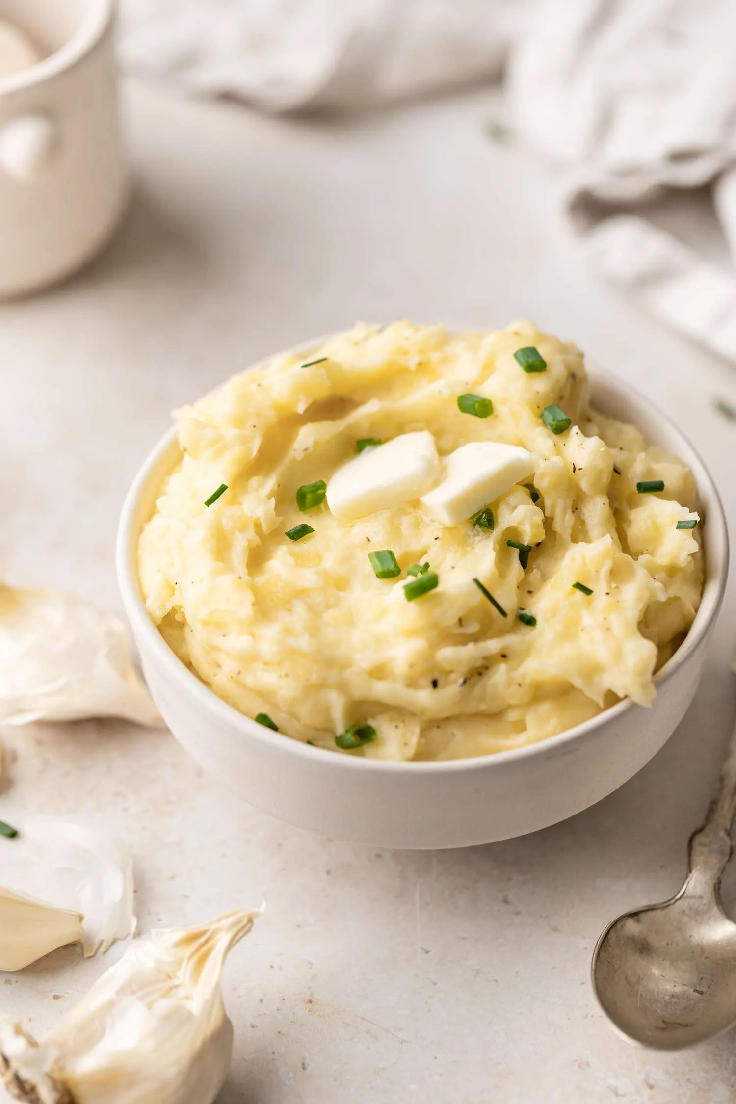Baked Cheesy Garlic Mashed Potatoes