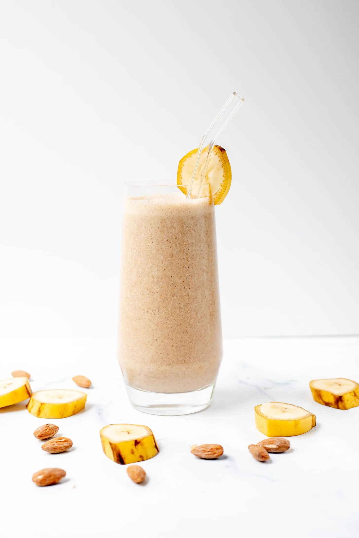 Banana Smoothie with Almond Milk