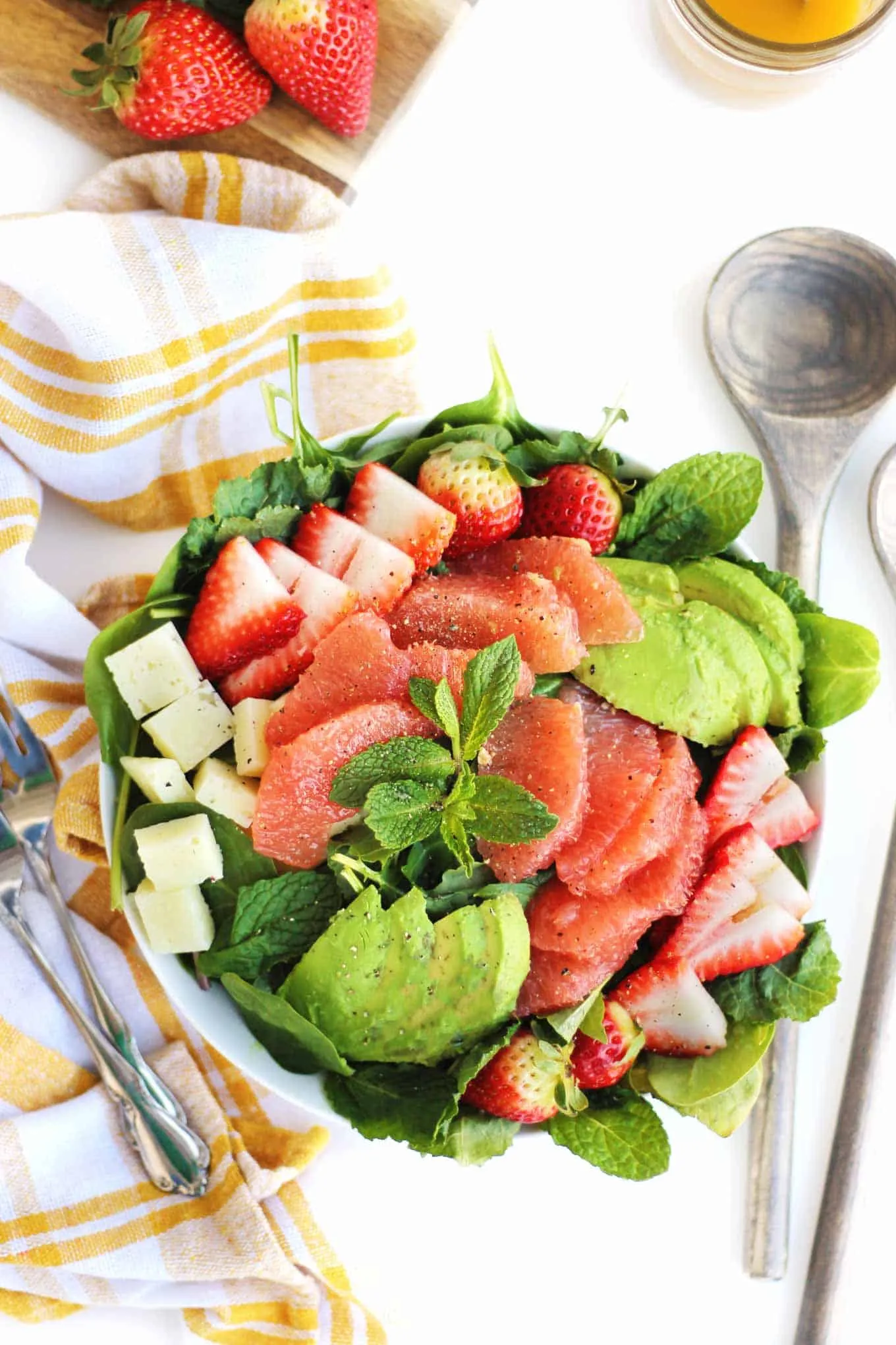 Berried Avocado Grapefruit Salad