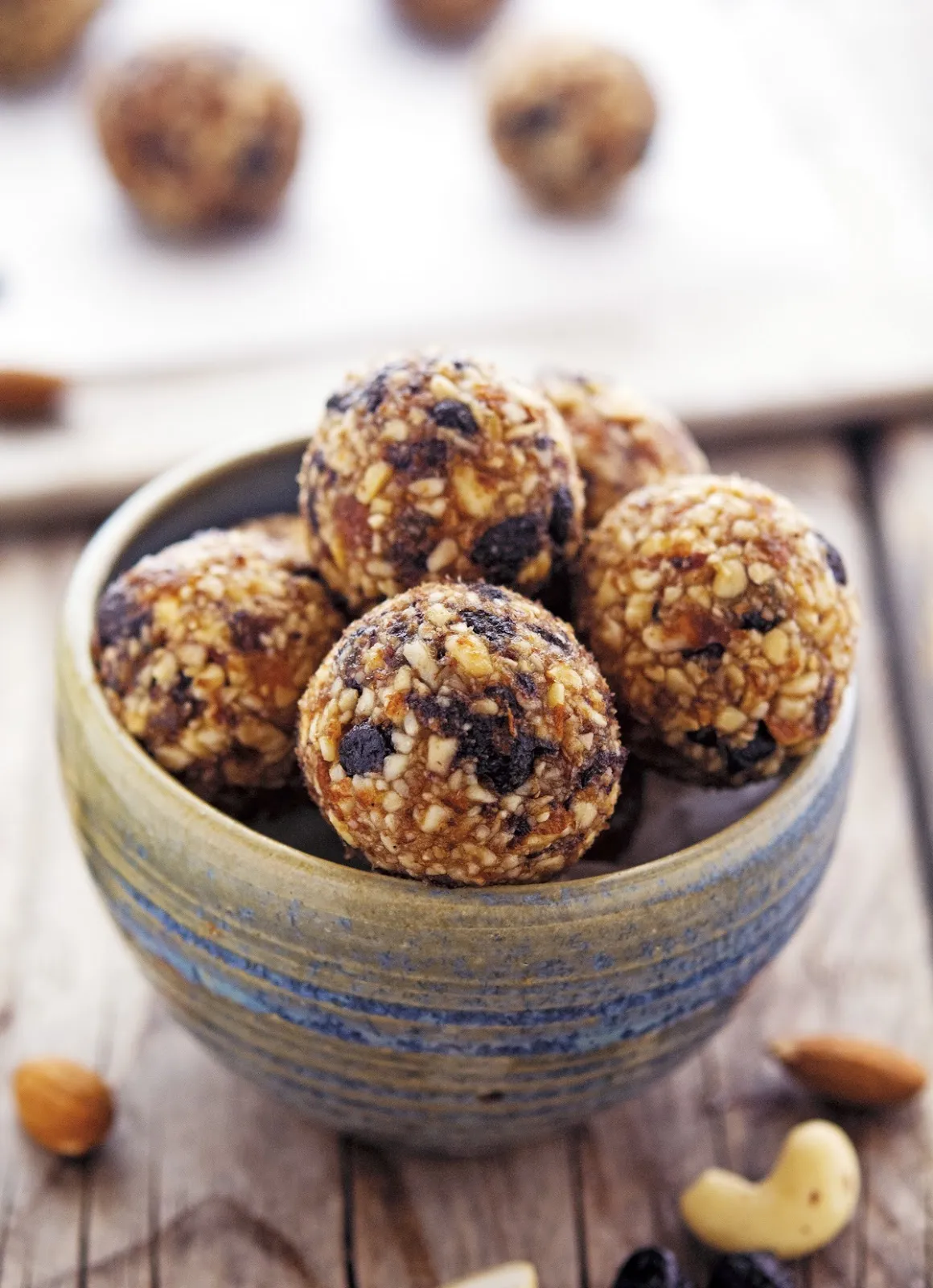 Blueberry Muffin Larabar Balls