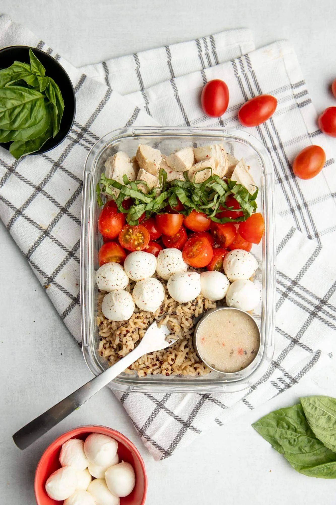 Caprese Chicken Salad Meal Prep Bowls