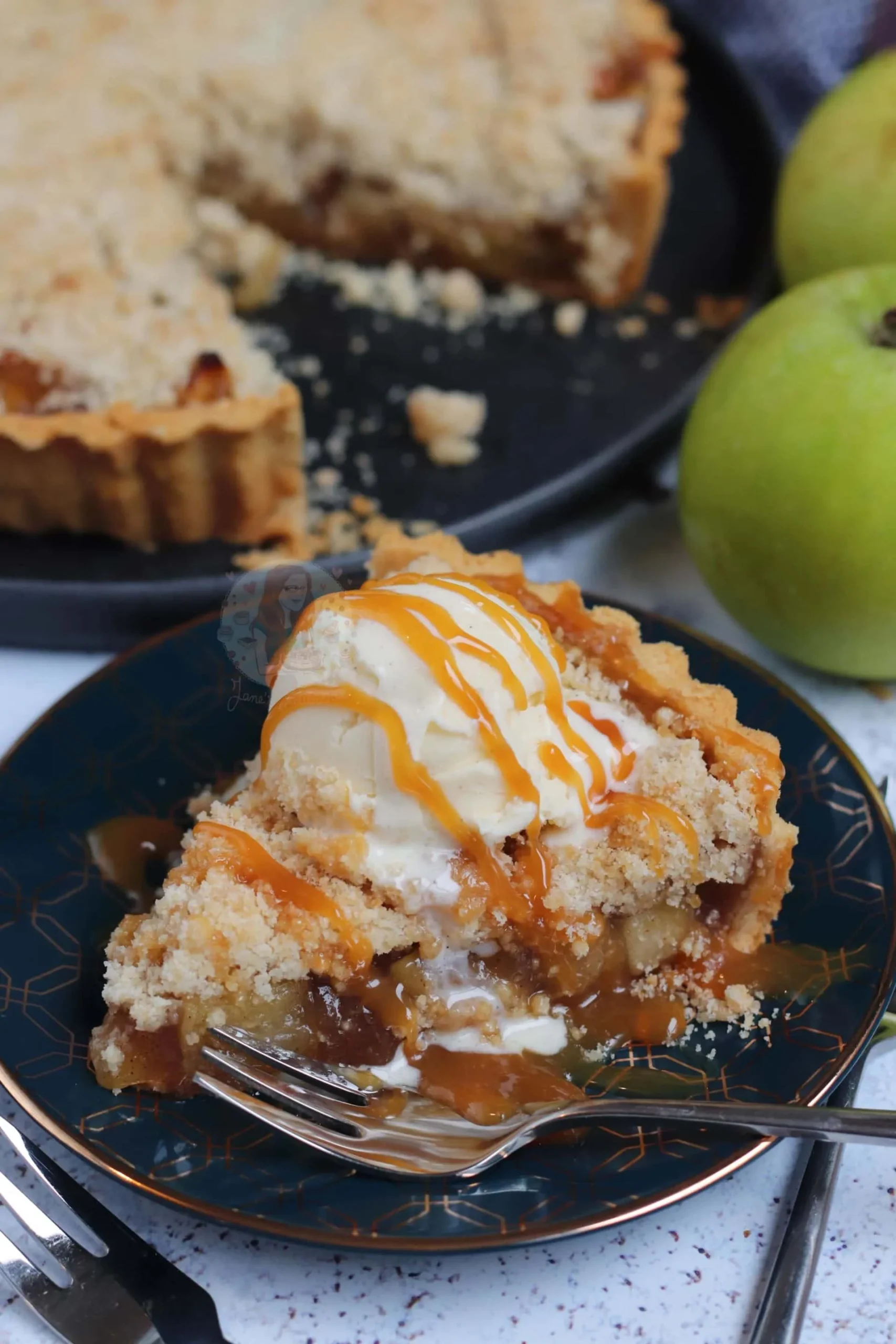 Caramel Apple Cream Pie
