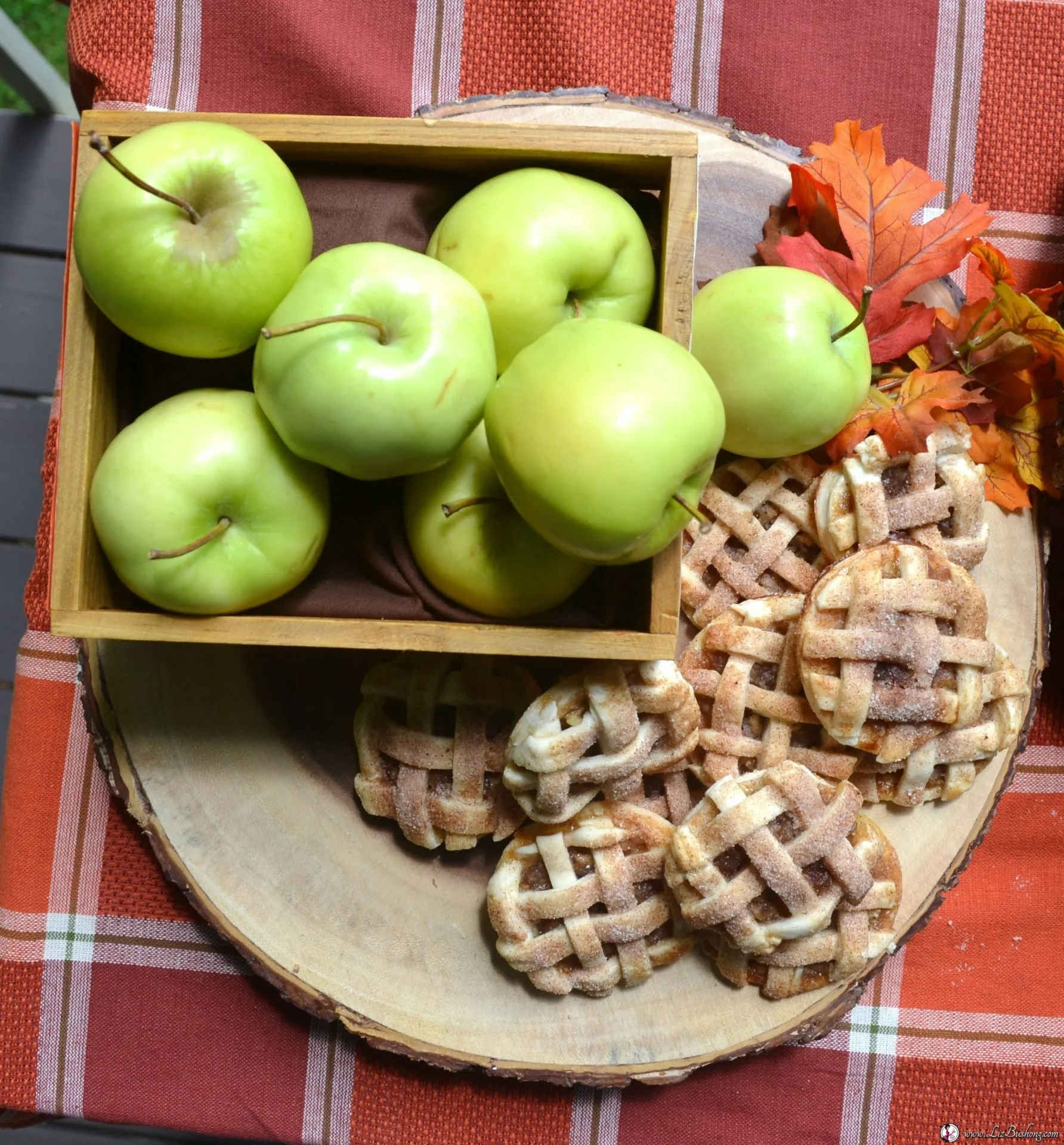 Caramel Apple Walnut Cookies