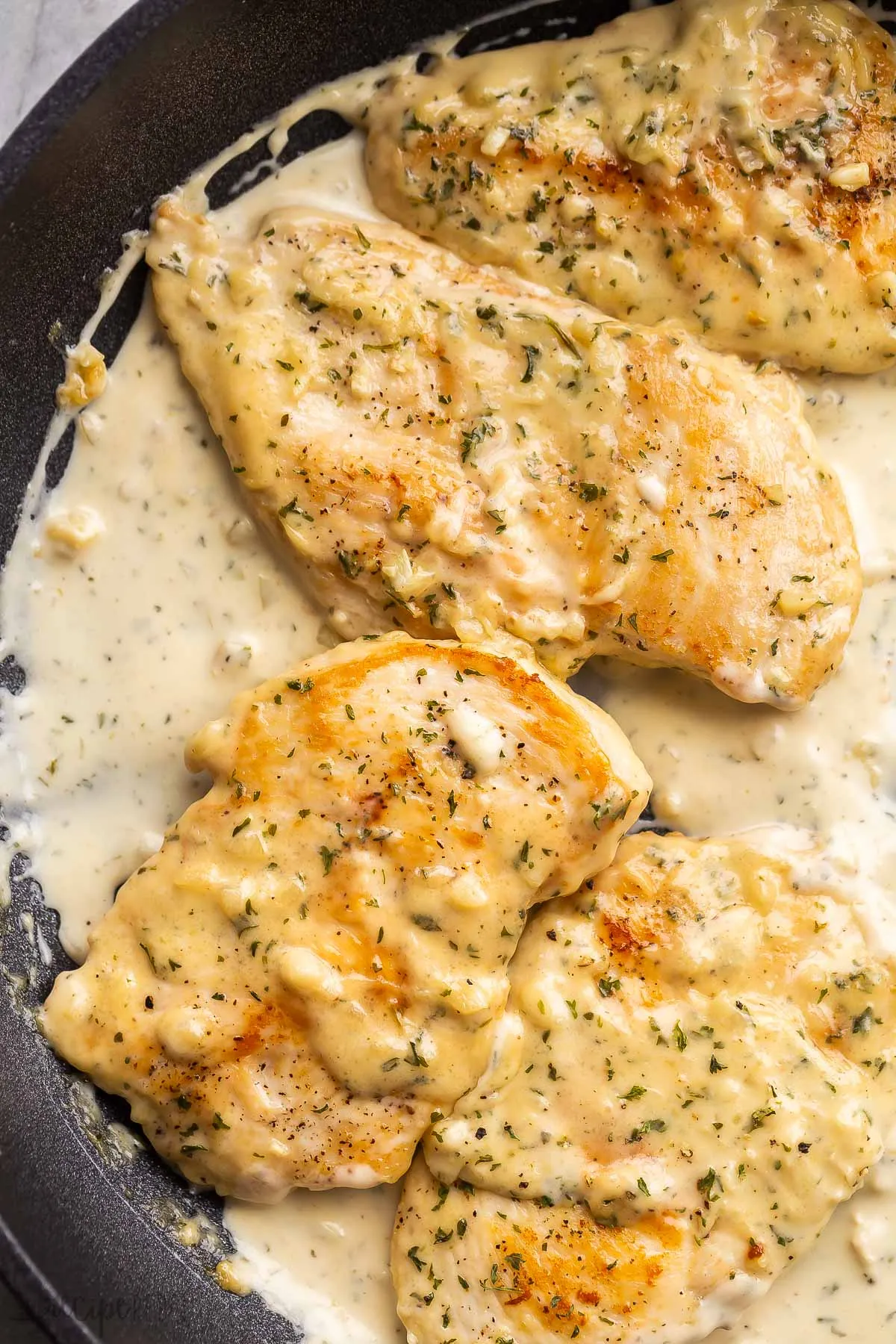 Chicken with Garlic Cream Sauce