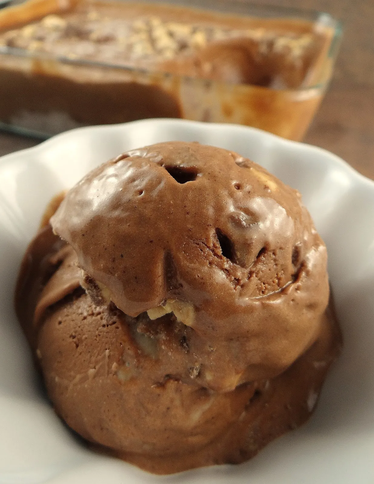 Chocolate Cinnamon Gelato with Toffee Bits