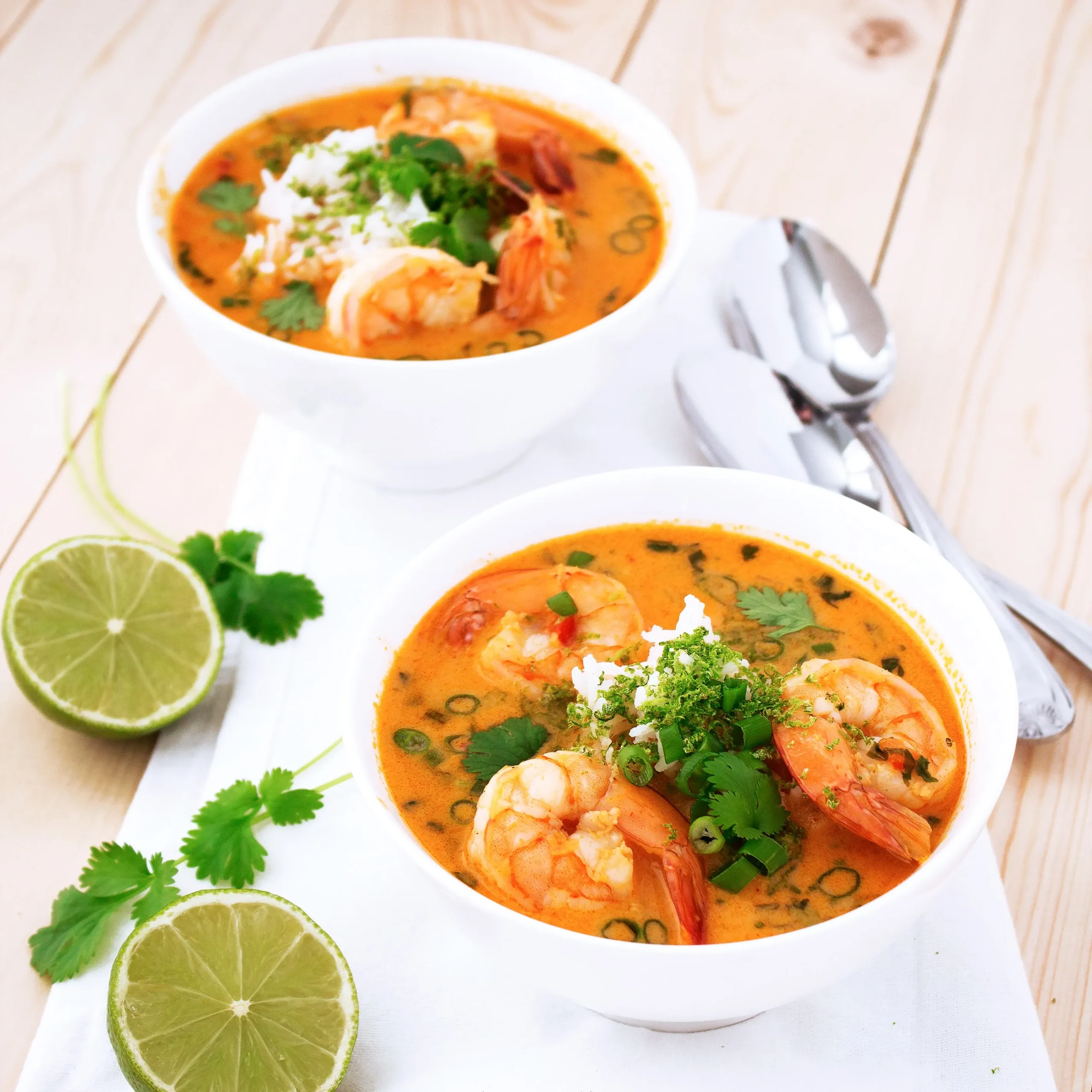 Clean Eating Thai Shrimp and Chickpea Soup
