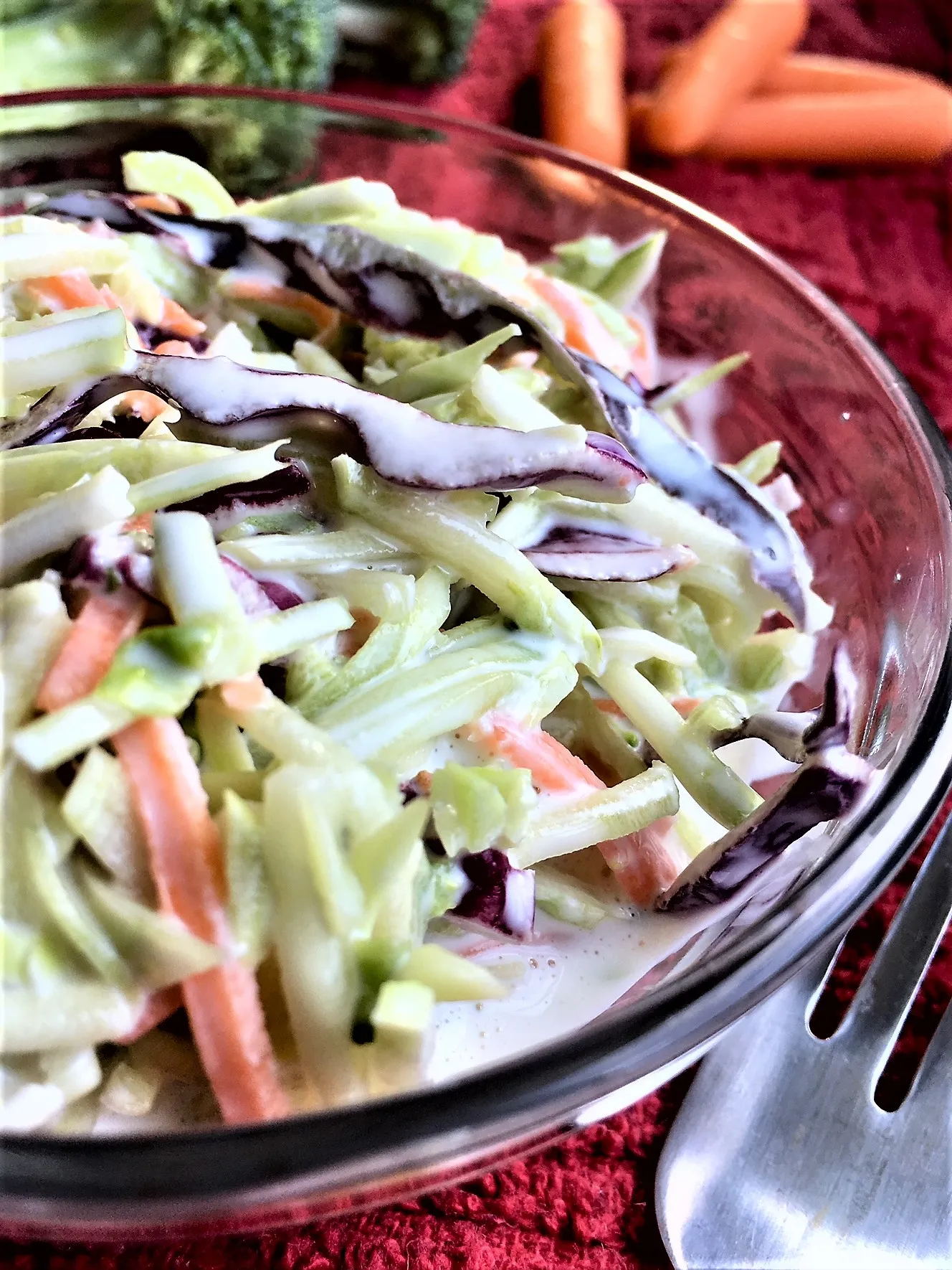 Creamy Carrot and Broccoli Slaw