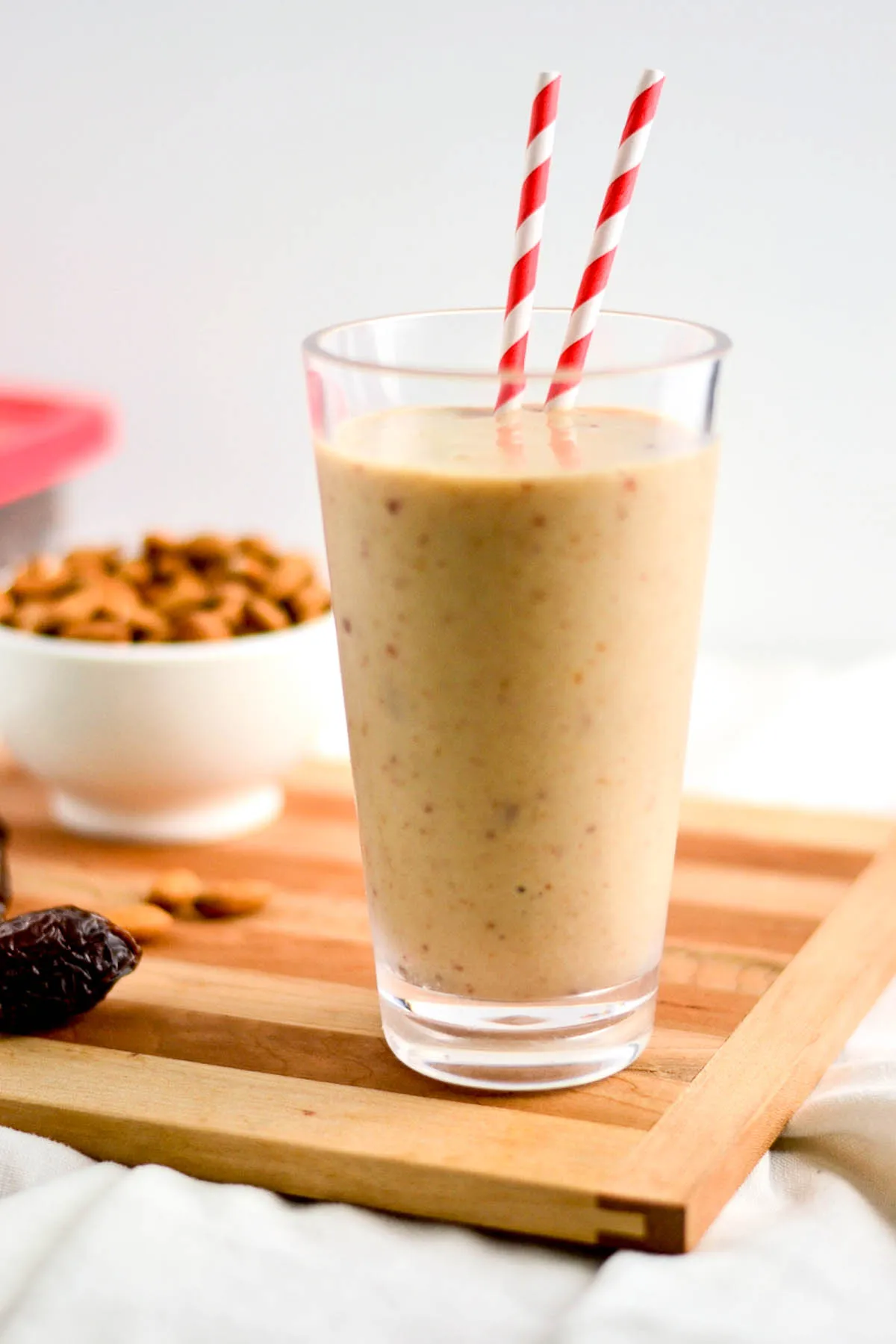 Creamy Dreamy Banana Date Shake