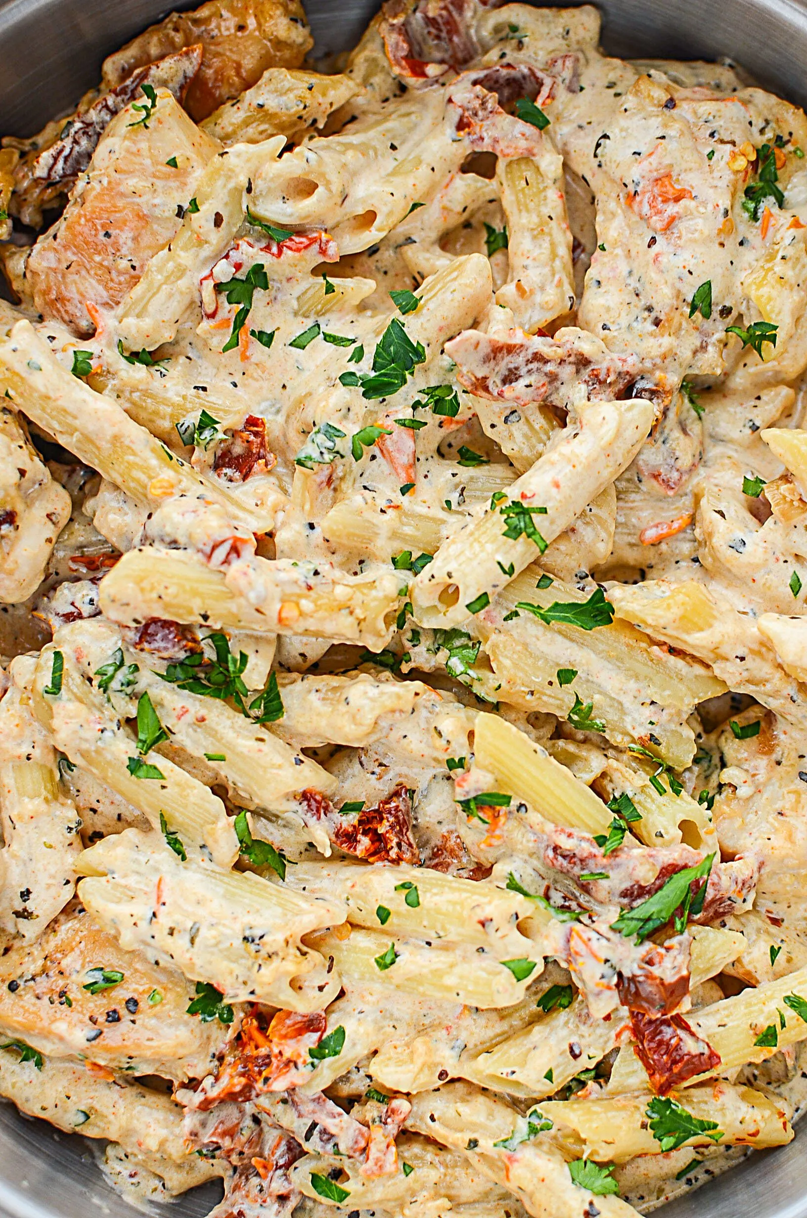 Creamy Roasted Tomato Chicken Pasta