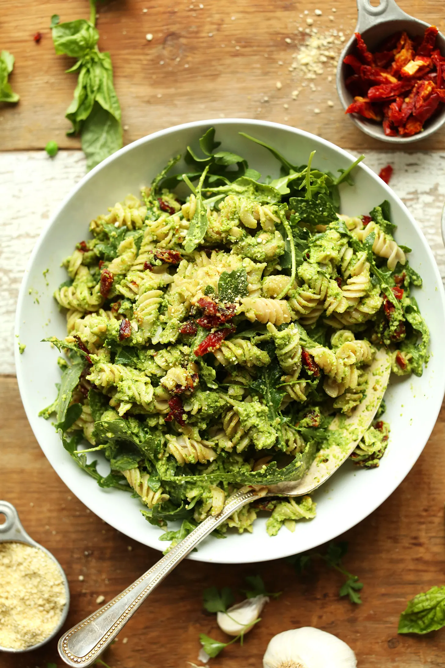 Creamy Vegan Sun Dried Tomato Pesto Pasta