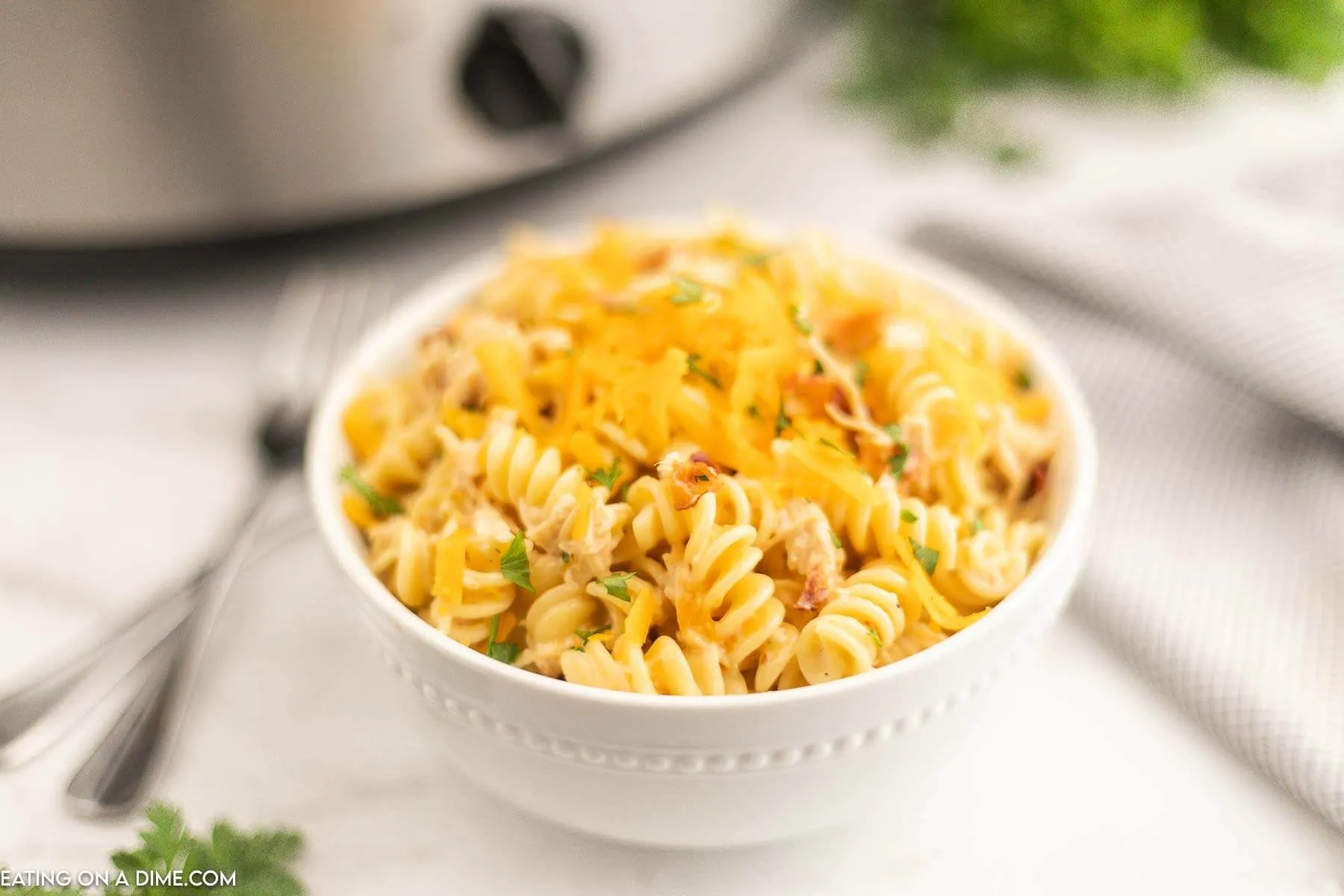 Crock Pot Chicken Bacon Ranch Pasta