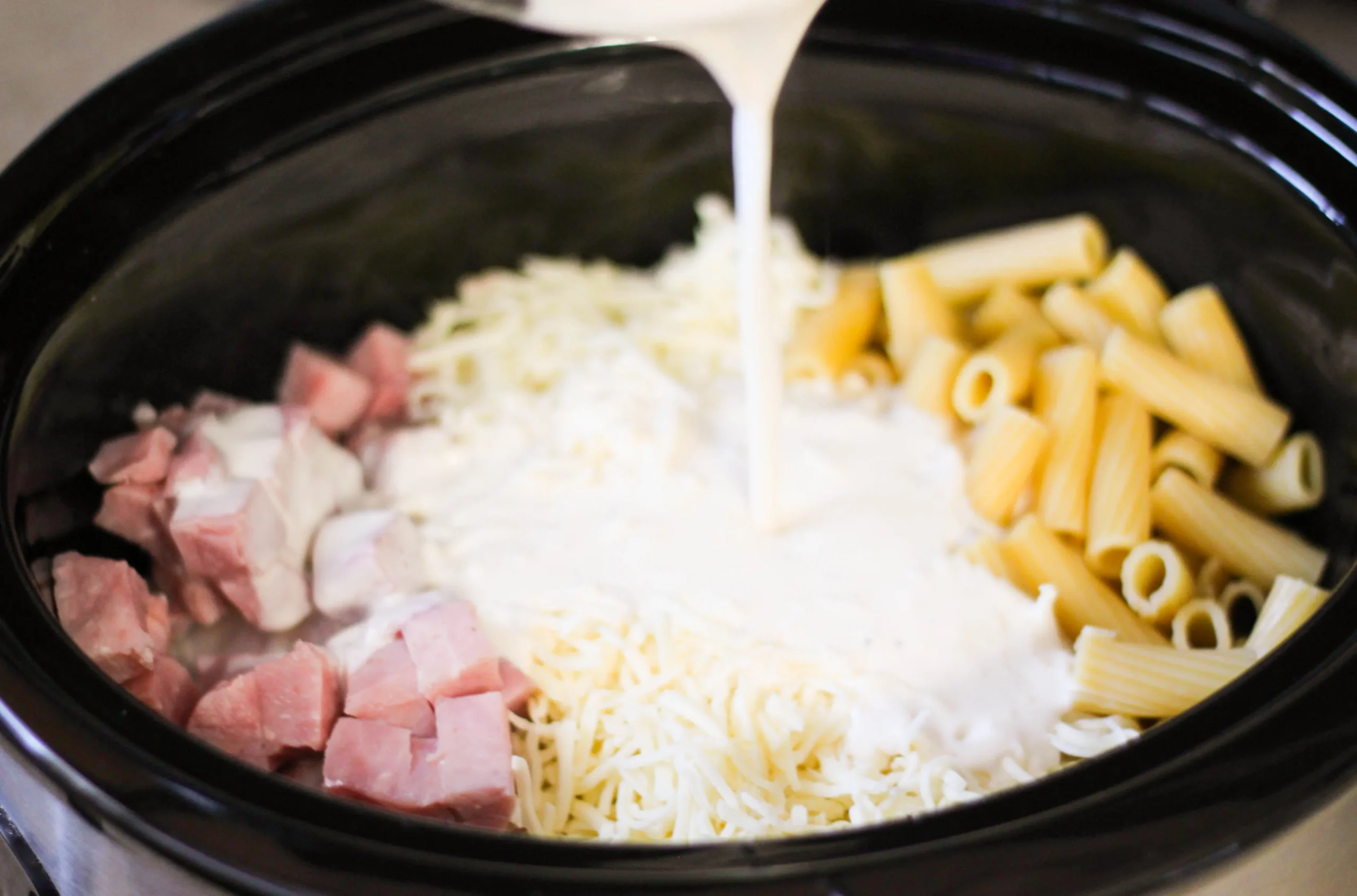 Crockpot Express Ham and Cheese Pasta