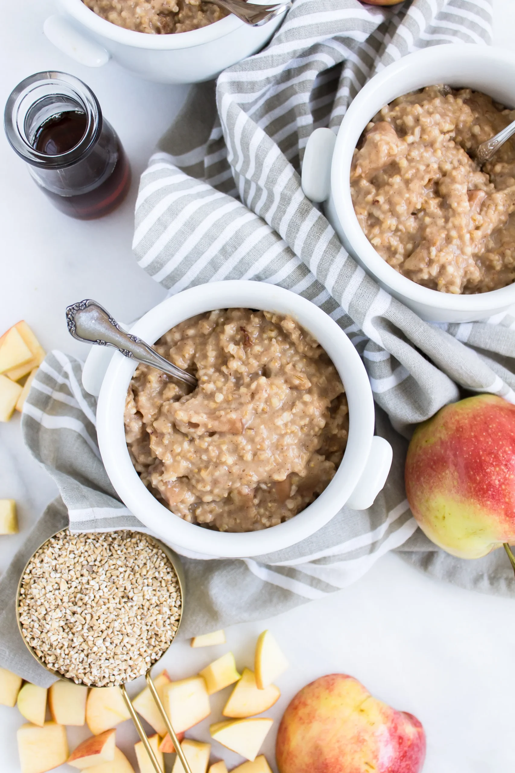 Crockpot Spiced Apple Steel Cut Oats