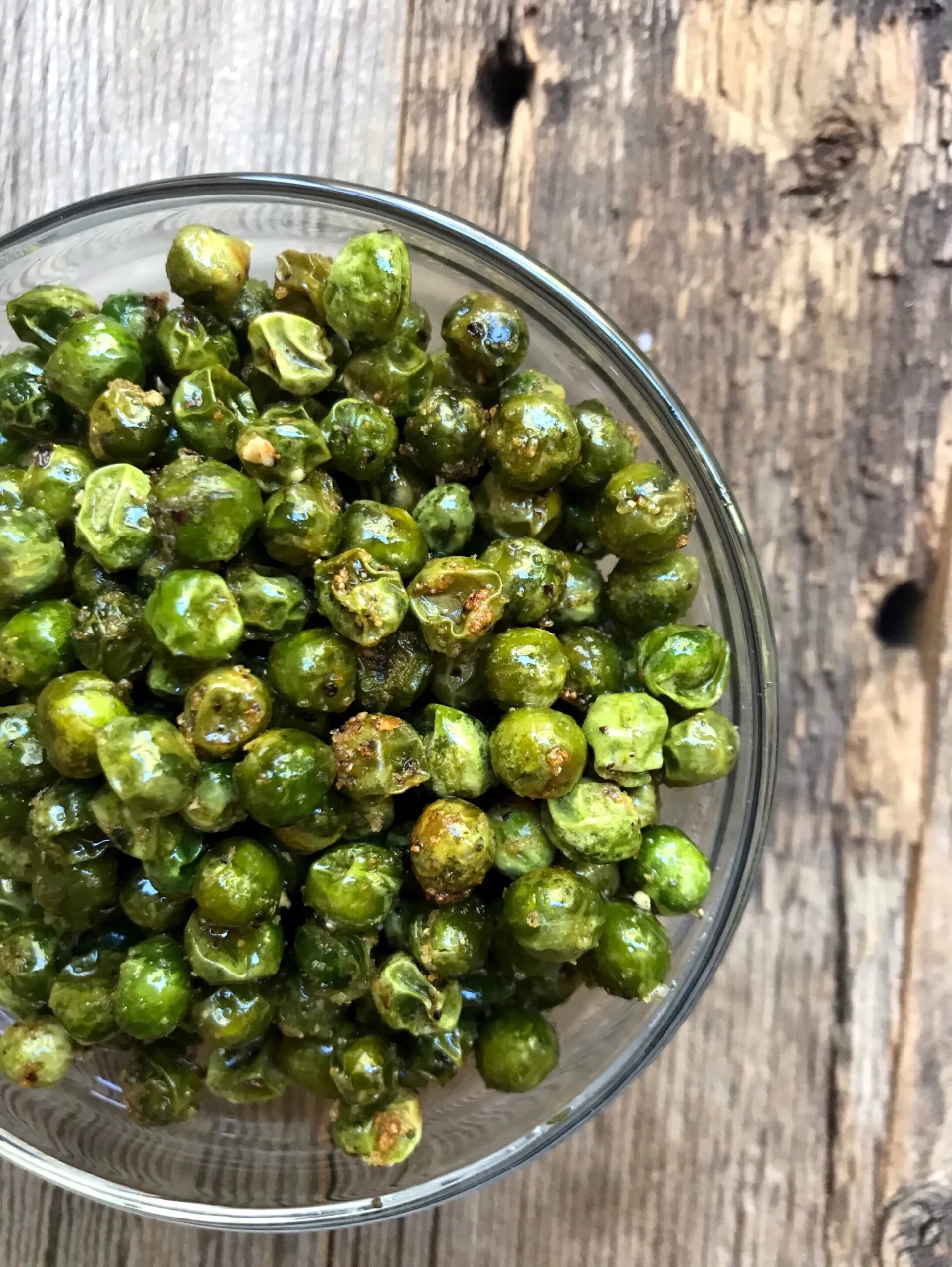 Crunchy Roasted Green Peas