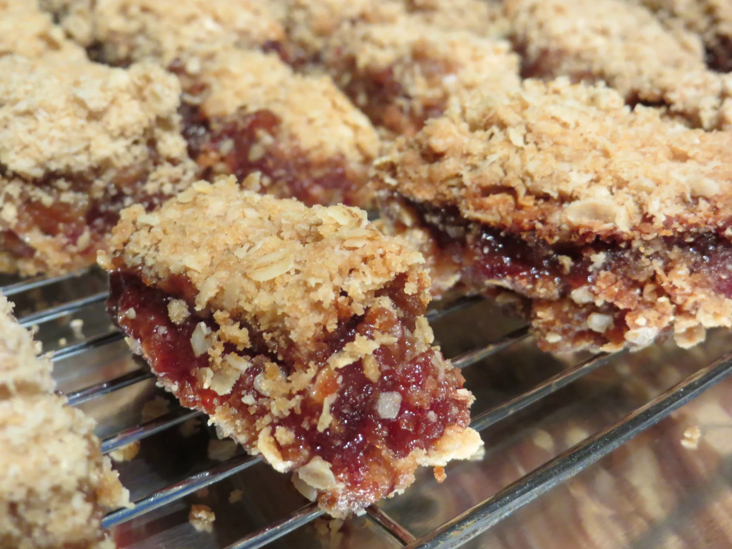 Date Filled Oatmeal Bars