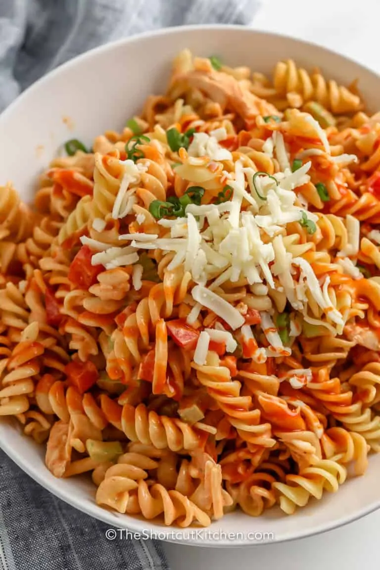 Devilish Buffalo Chicken Pasta Salad