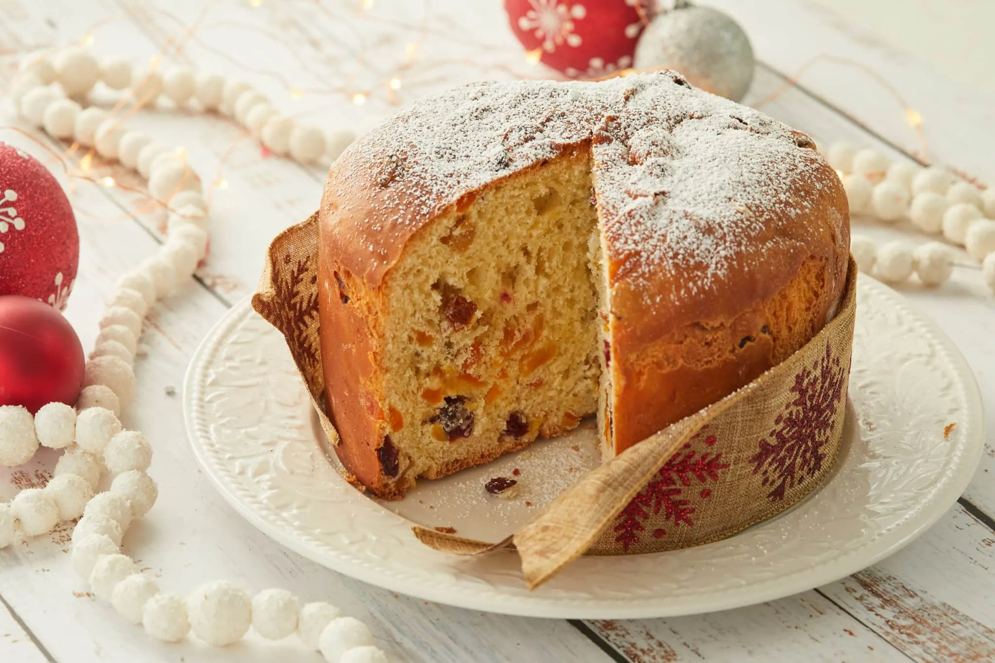 Easy Italian Christmas Bread Panettone
