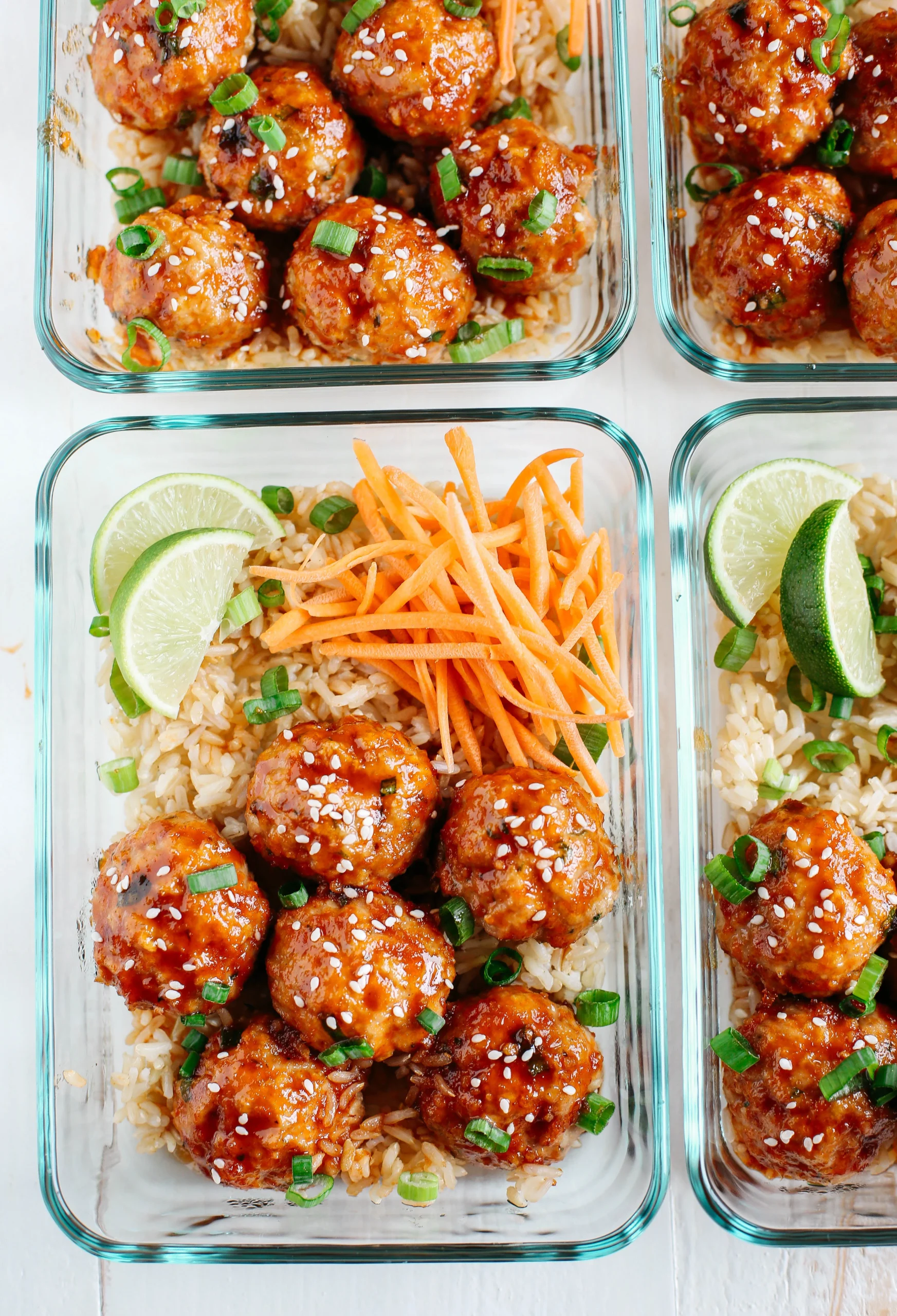 Easy Low Calorie Sriracha Meatballs