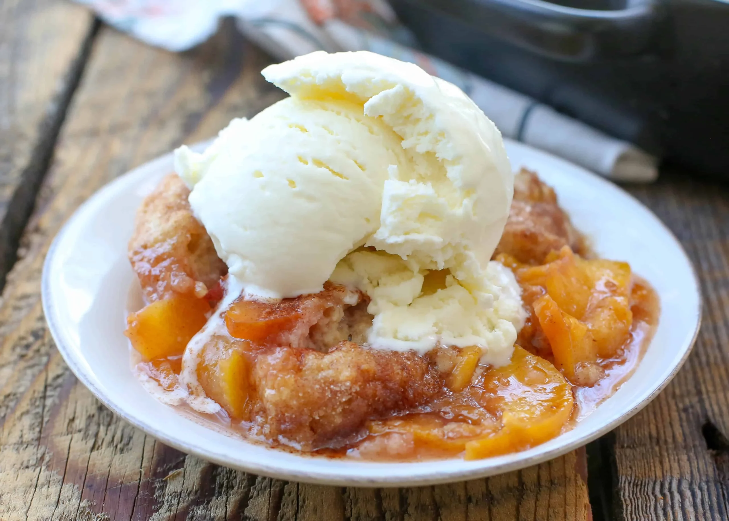 Easy Southern Peach Cobbler