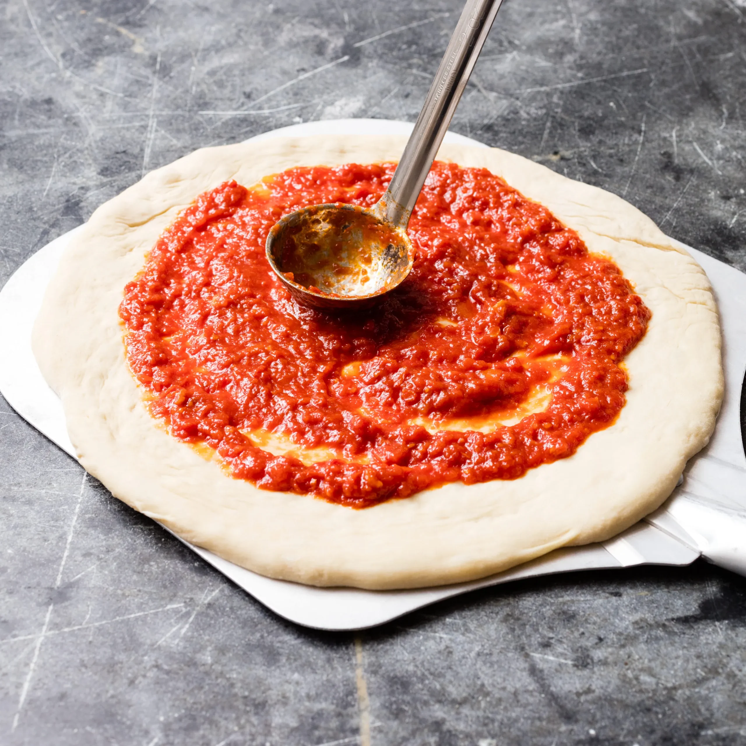 Fresh Tomato Pizza Sauce