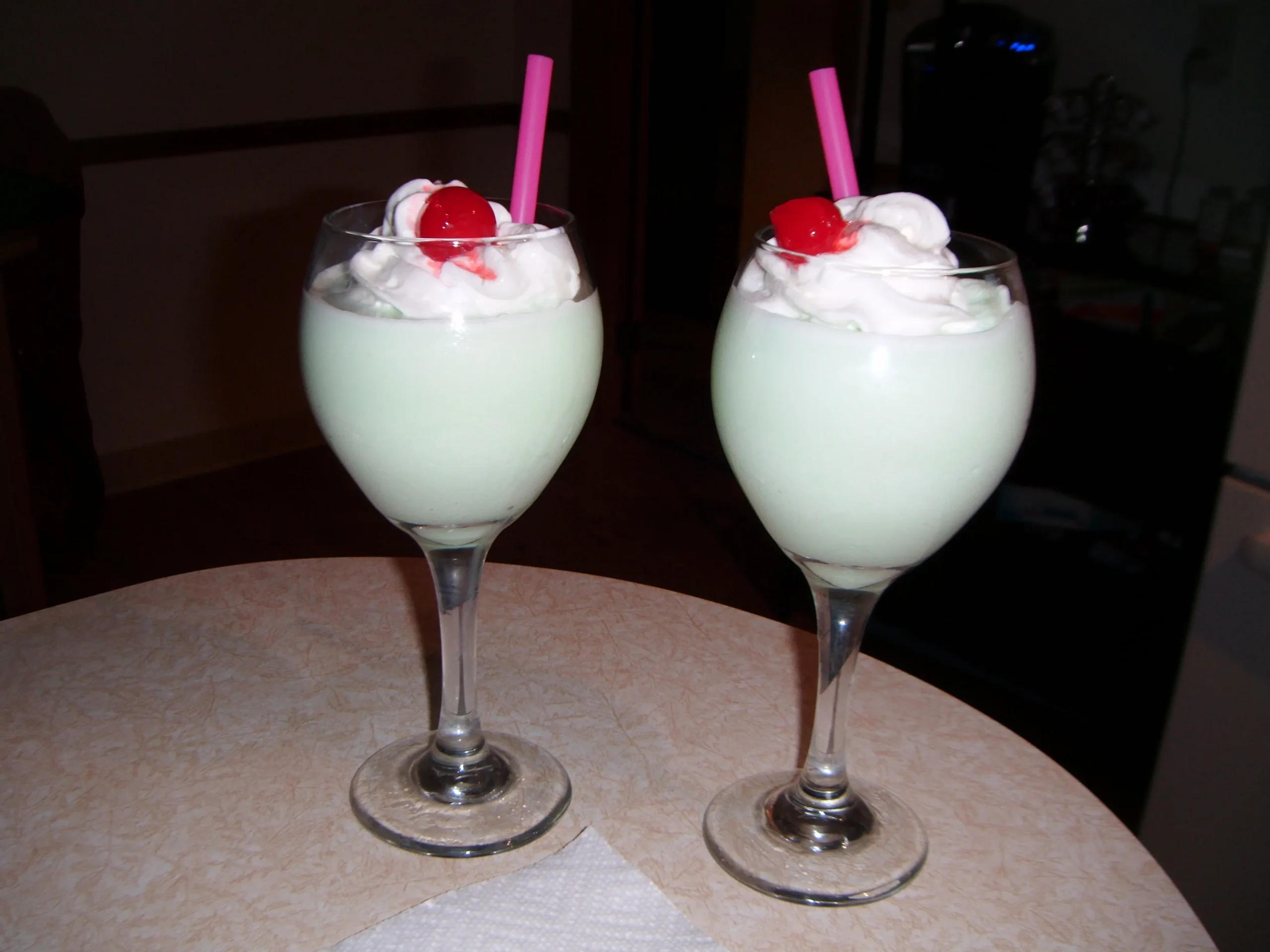 Frozen Yogurt Shamrock Shake