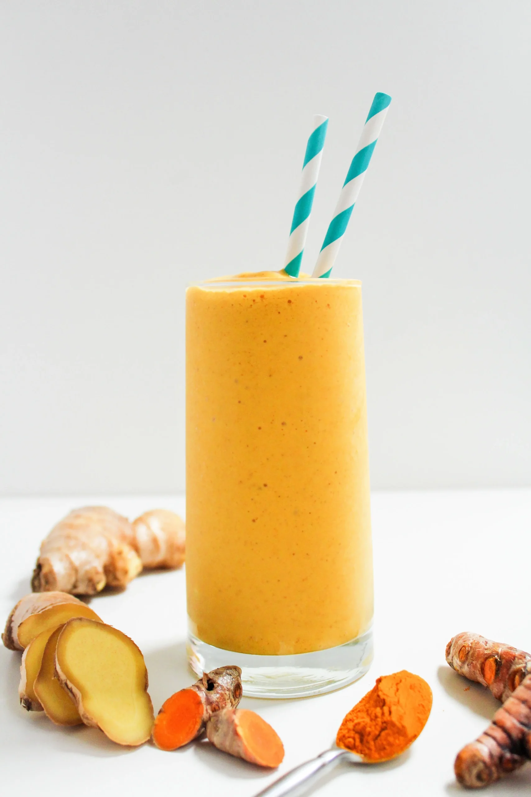 Ginger Turmeric Immunity Smoothie