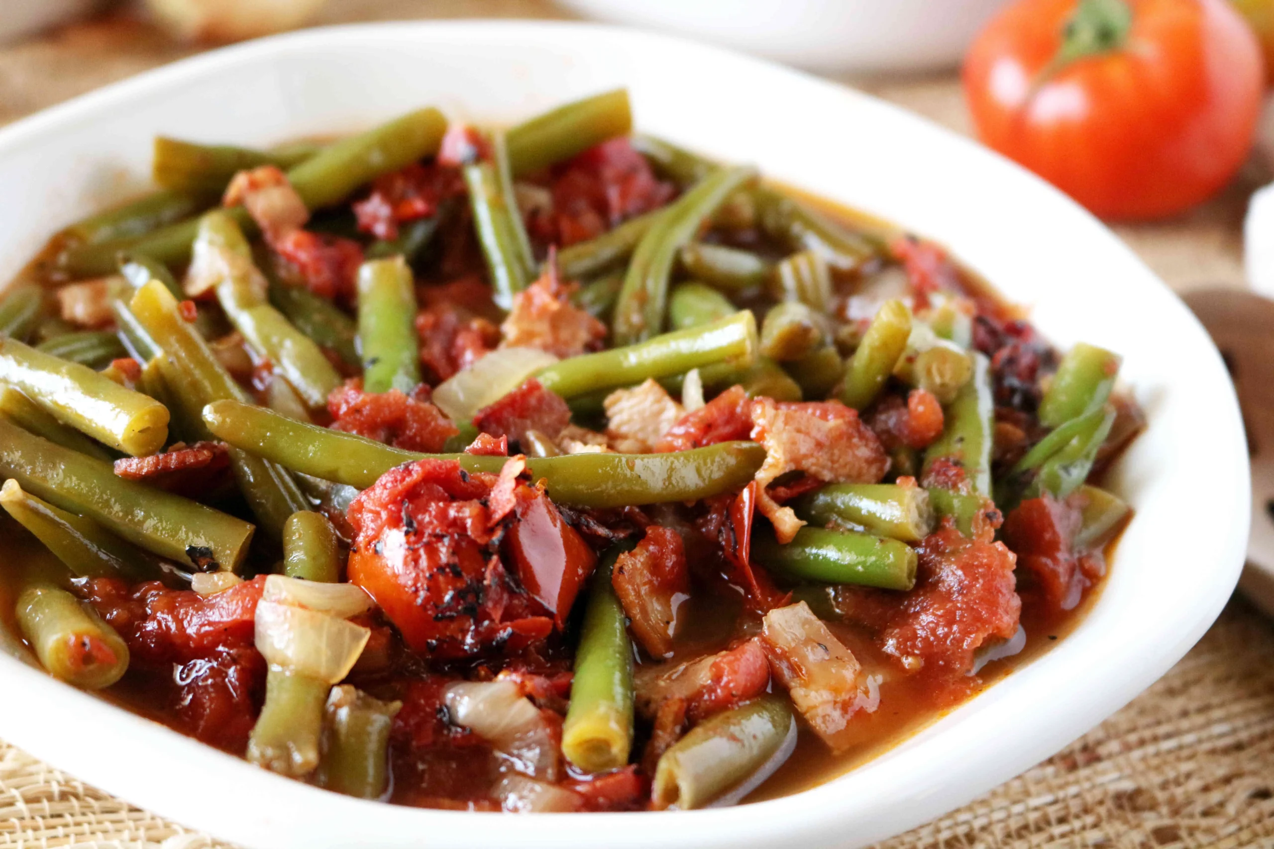 Green Beans with Tomatoes and Bacon