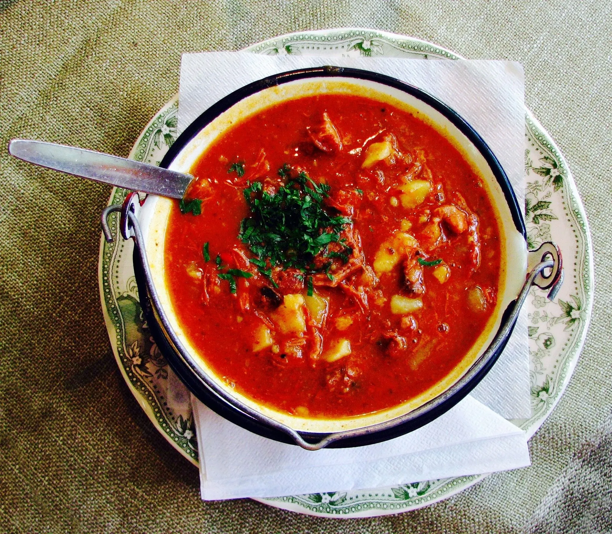Gulysleves (Goulash Soup)