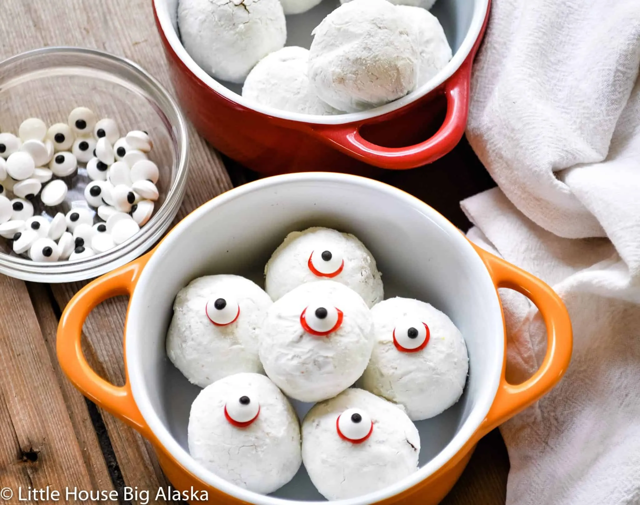 Halloween Doughnut Hole Eyeballs