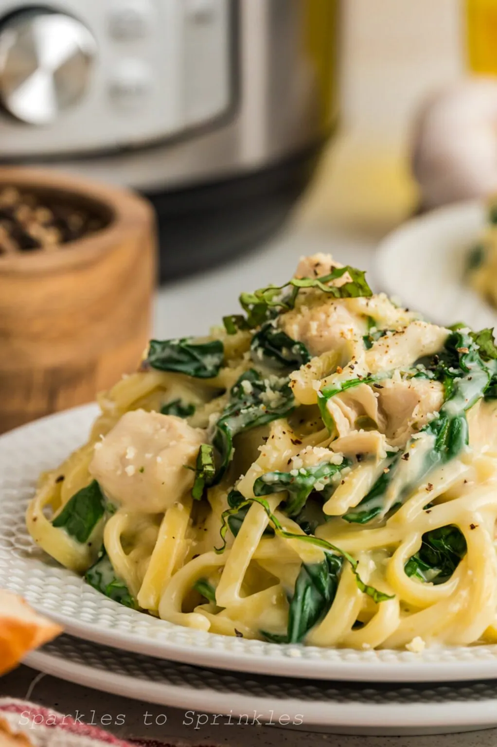 Instant Pot Chicken Florentine Pasta