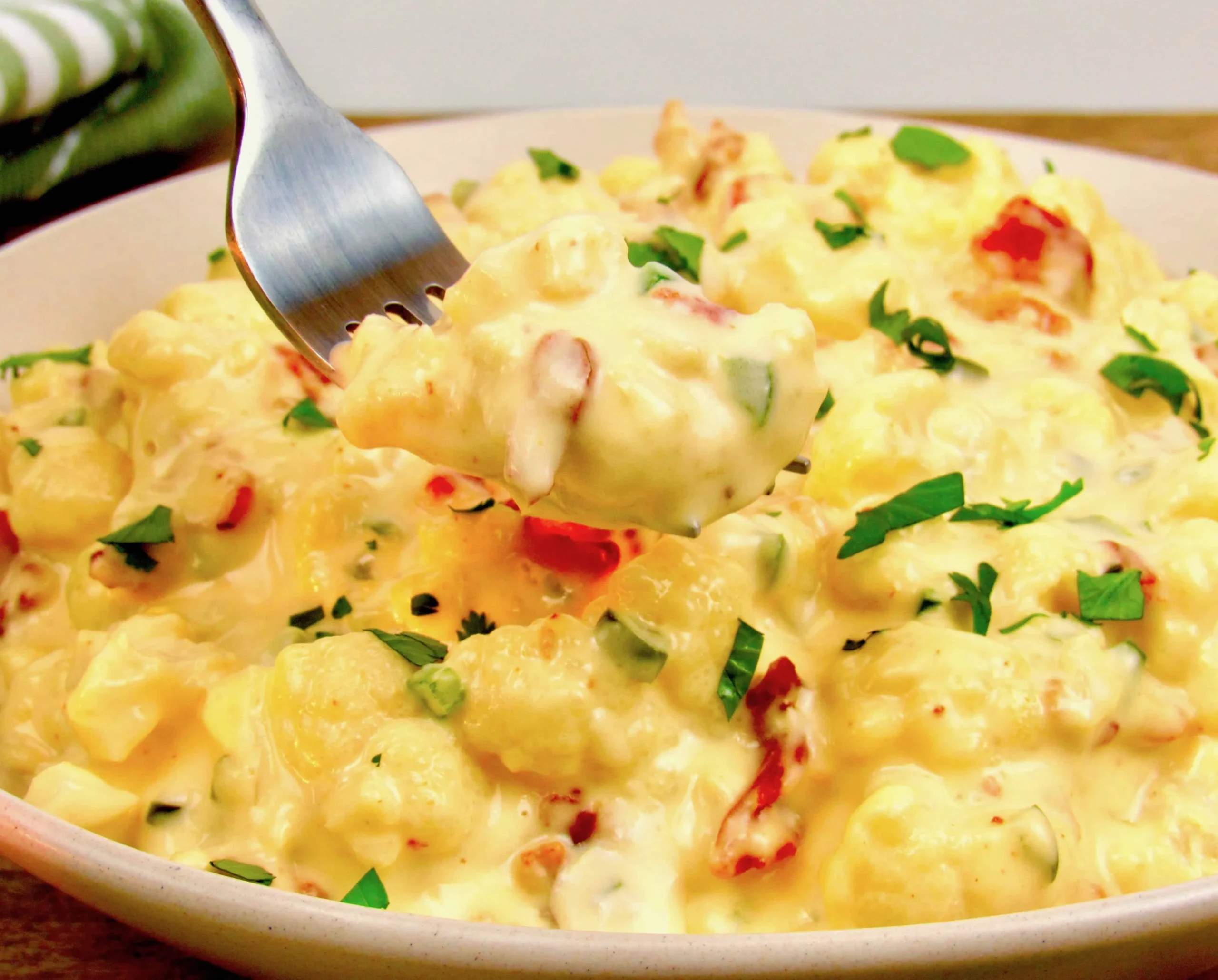 Jalapeno Cauliflower Macaroni and Cheese
