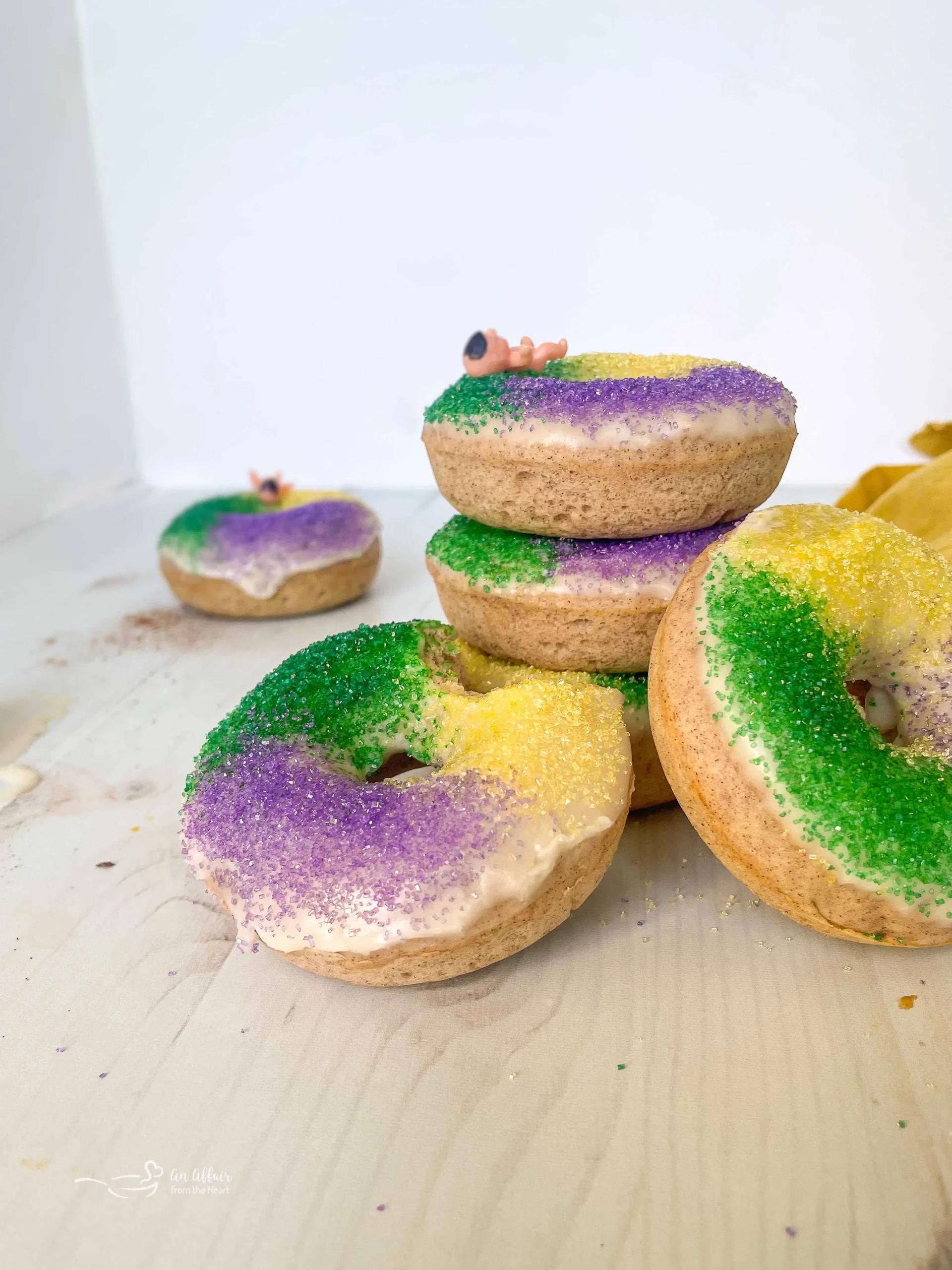 King Cake Donut Bars