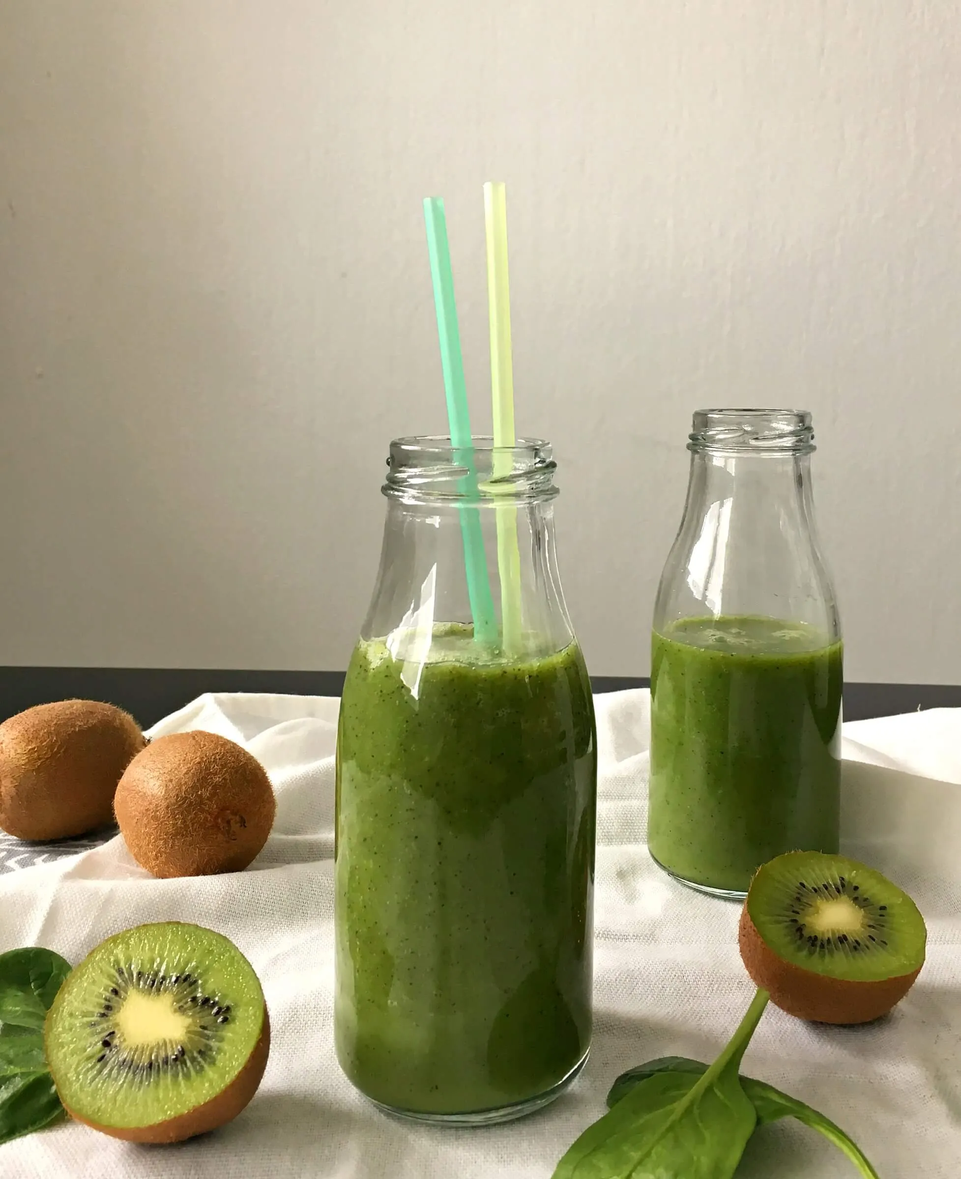 Kiwi Super Green Smoothie Vegan