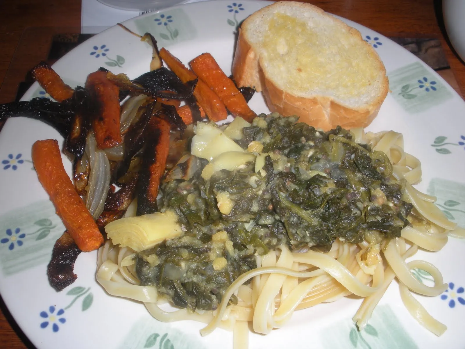 Linguine with Spinach, Artichokes, and Red Lentil Sauce