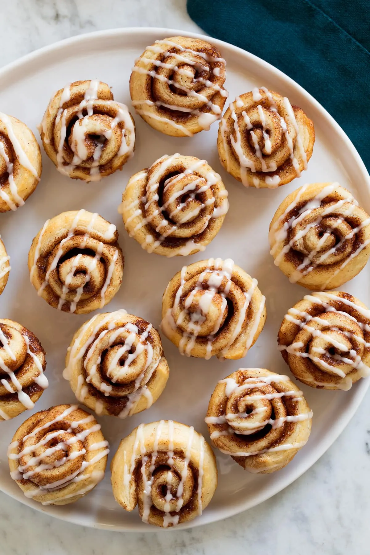 Mini Cinnamon Rolls with Canned Cinnamon Rolls