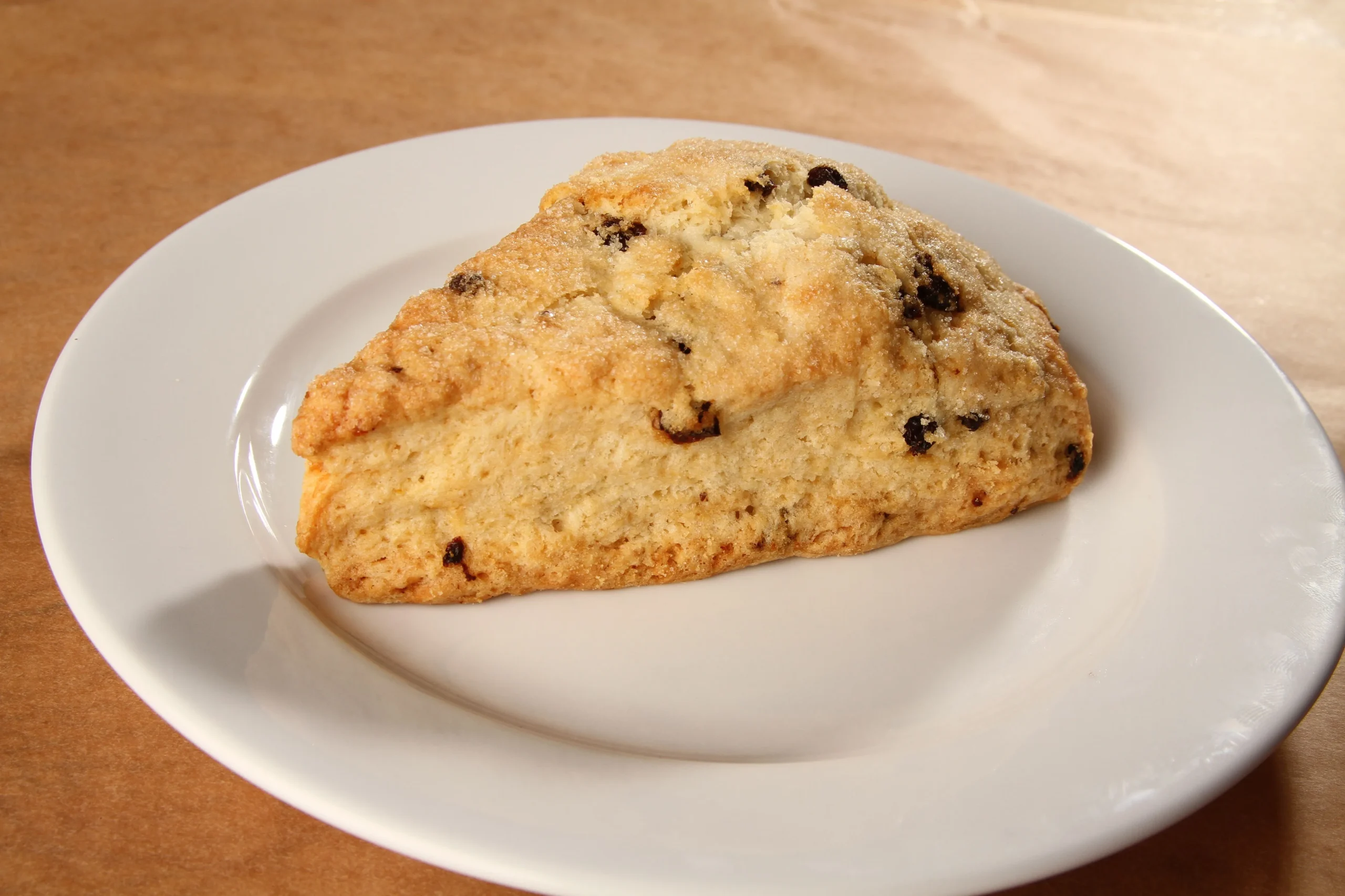 Miniature Cream Scones with Currants