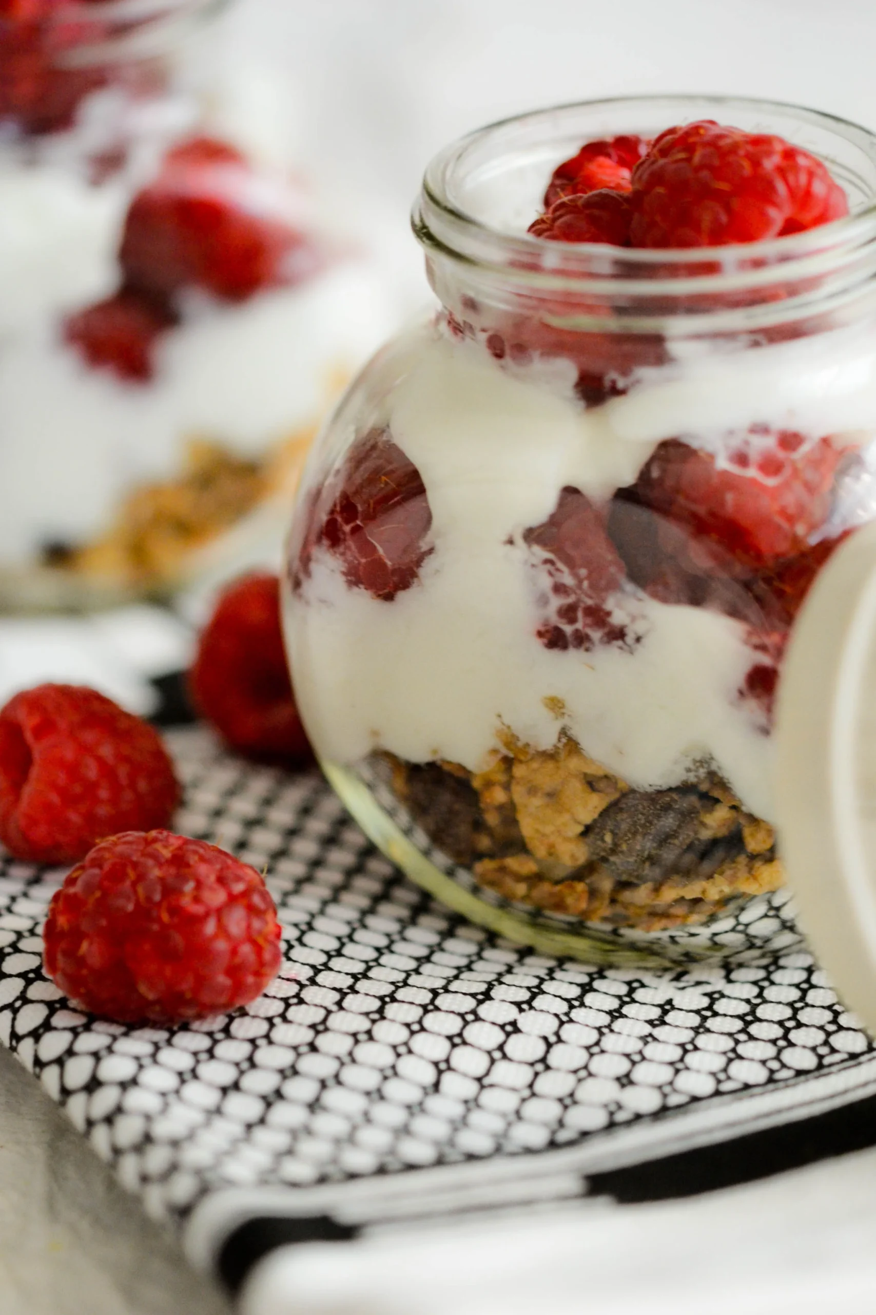 Noom Raspberry Yogurt Parfait