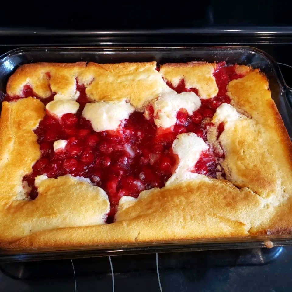 Old Fashioned Cherry Cobbler
