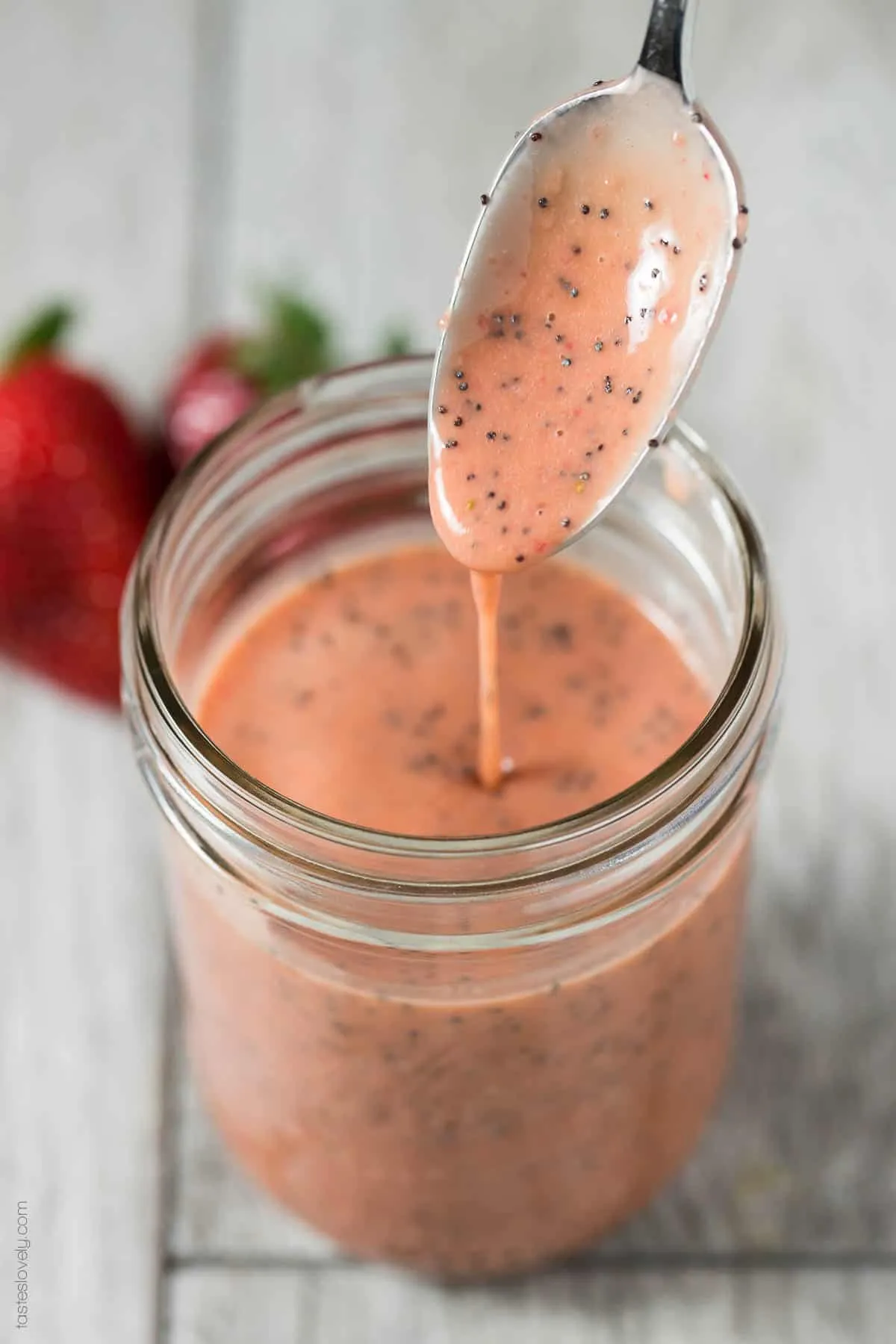 Paleo Strawberry Poppyseed Salad Dressing