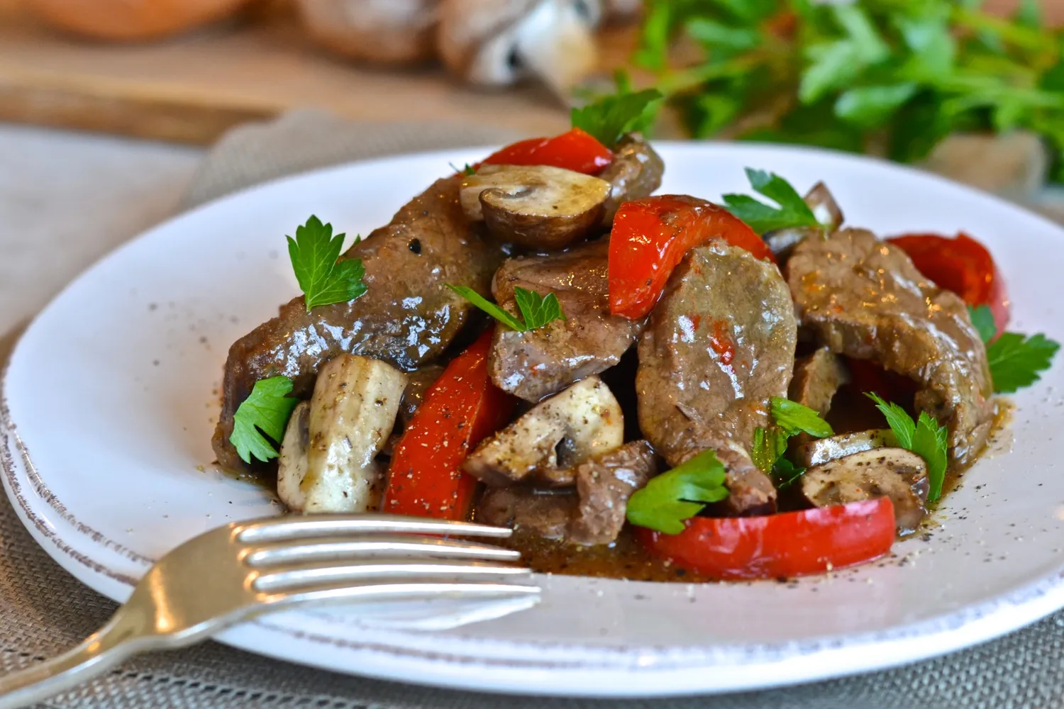 Pepper Steak and Mushrooms