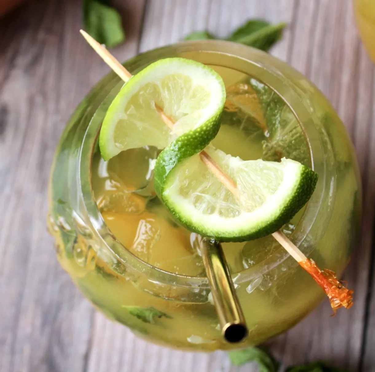 Pineapple Mule Cocktail Mocktail