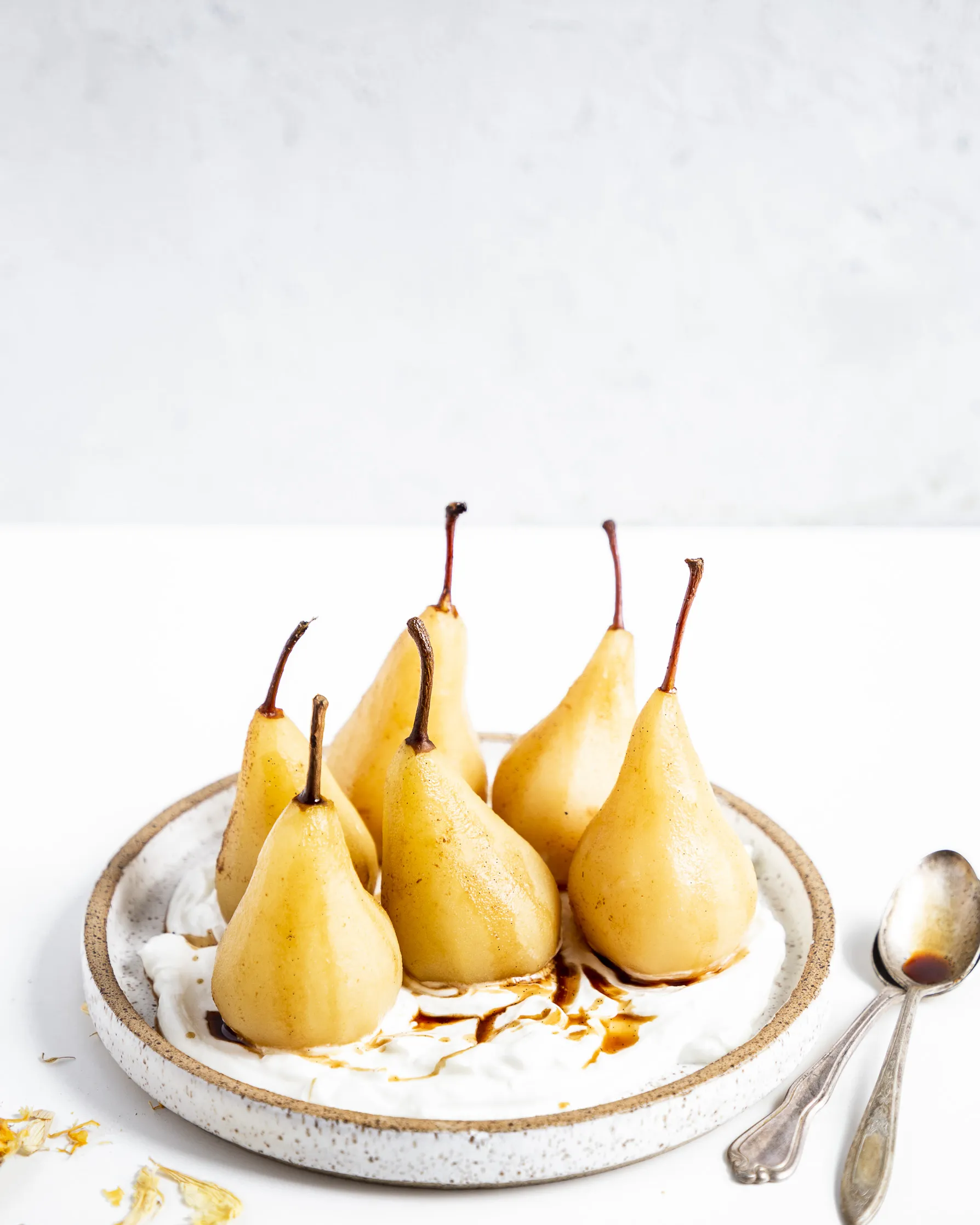 Poached Pears with Yogurt
