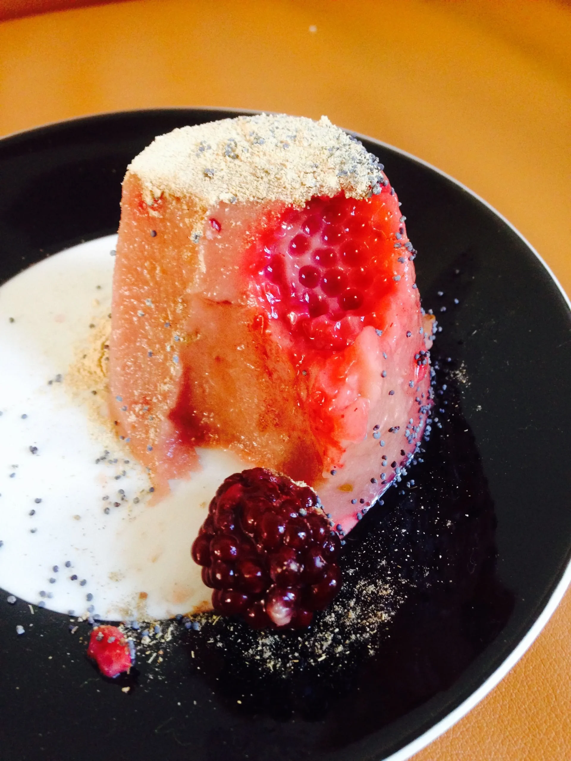 Pudding van Amandelmelk met Verse Peer
