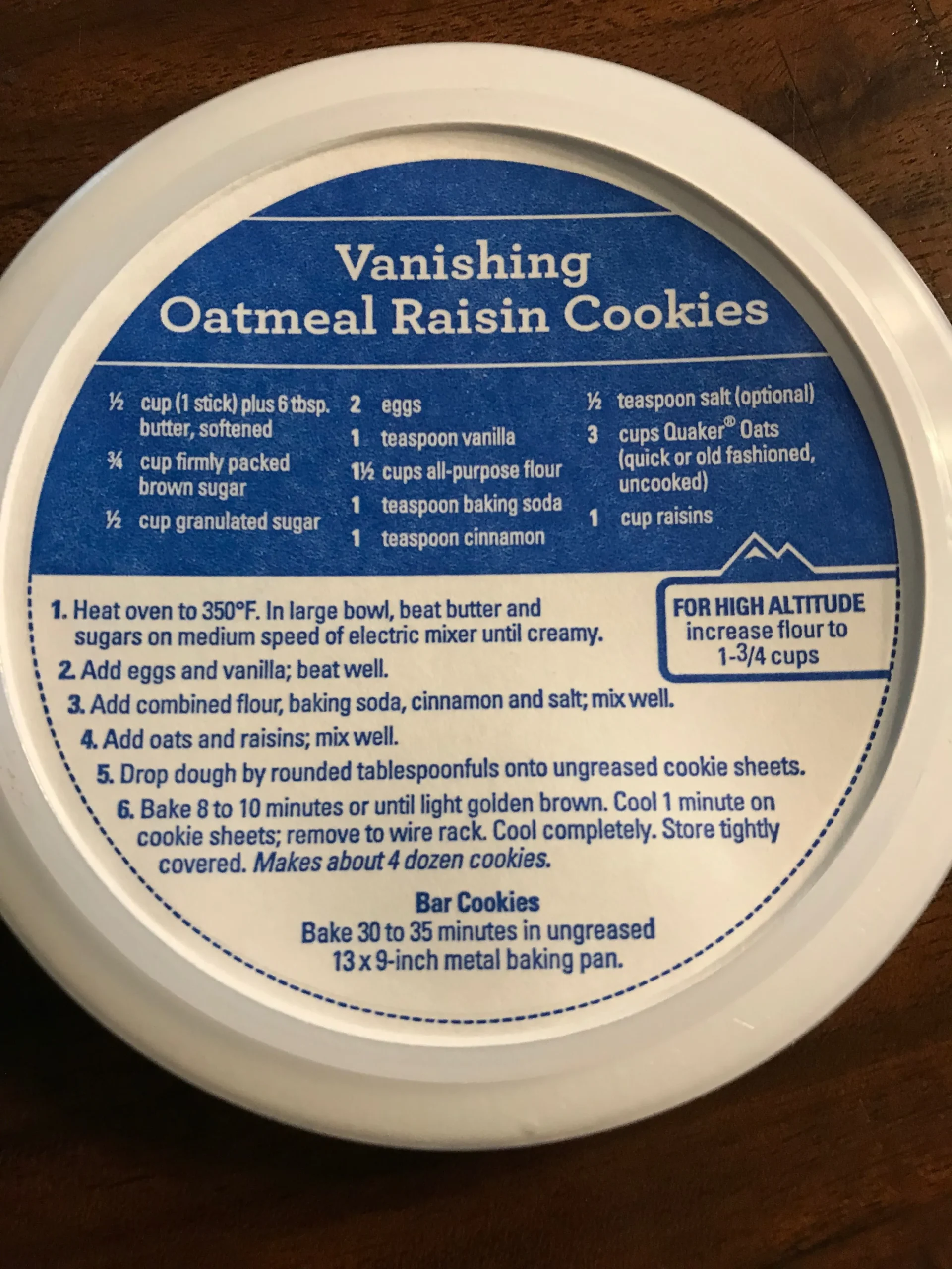 Quaker Oats Vanishing Oatmeal Raisin Cookies