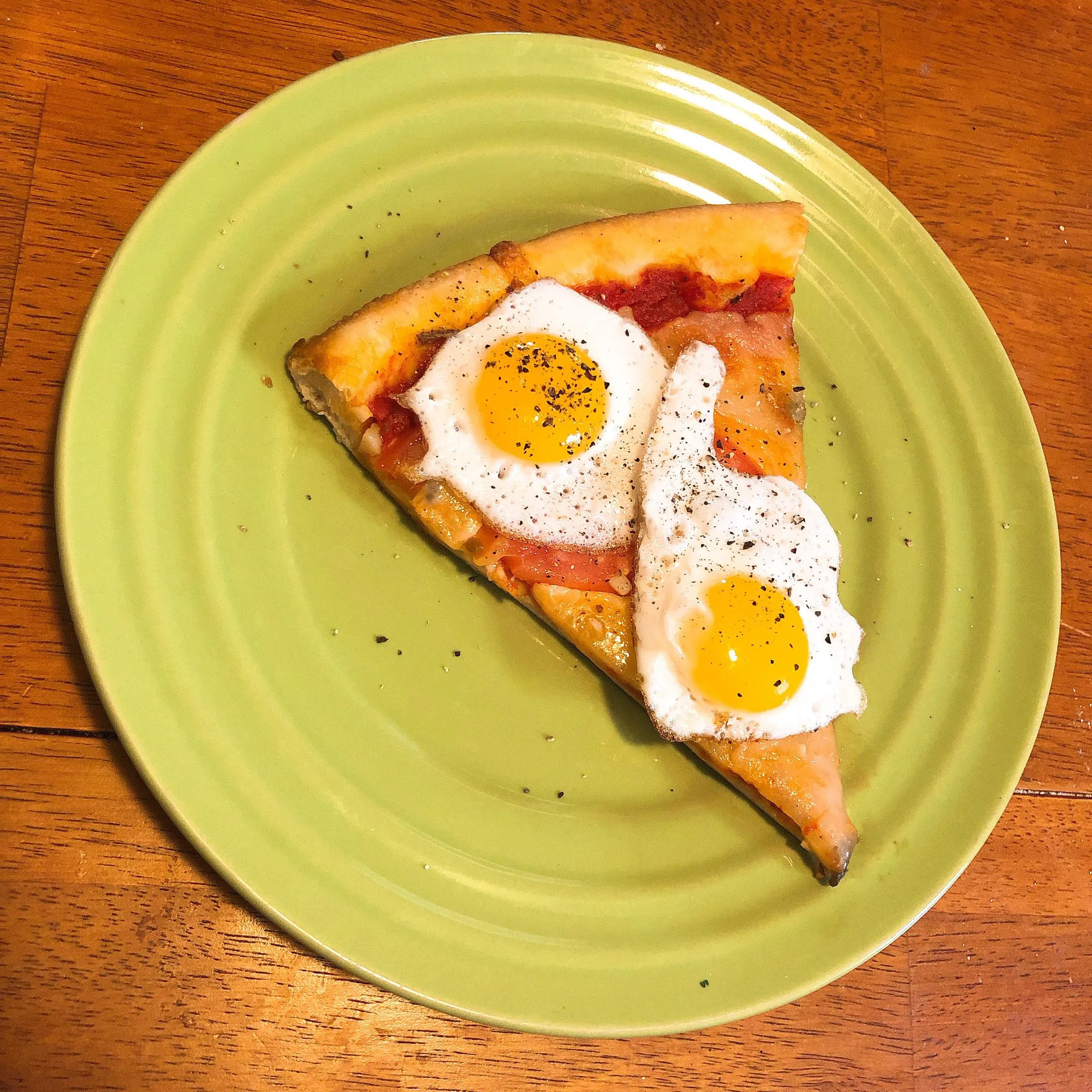Quick Breakfast Pizza Slices with Quail Eggs and a Special Tomato Sauce