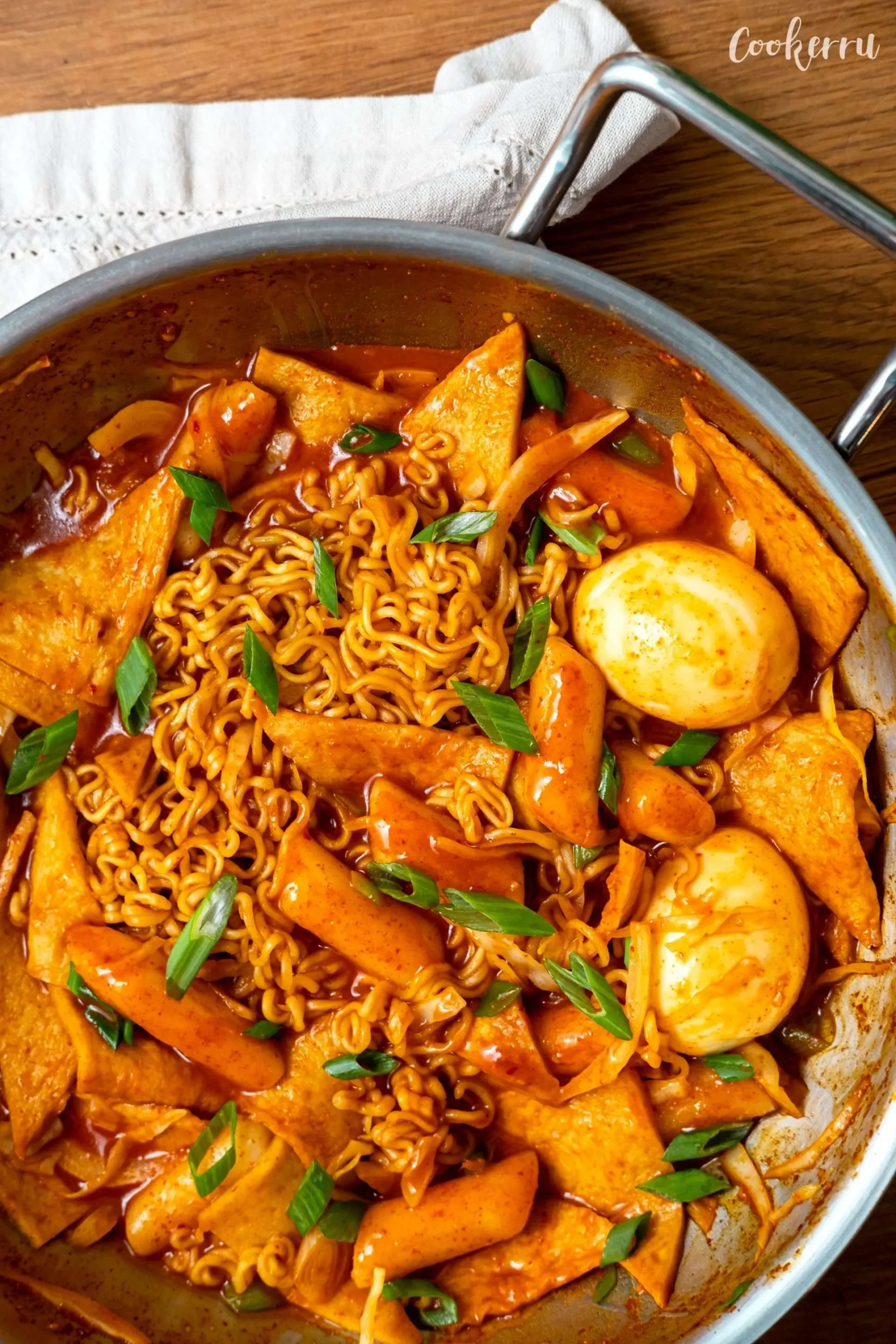 Rabokki Korean Tteokbokki with Ramen