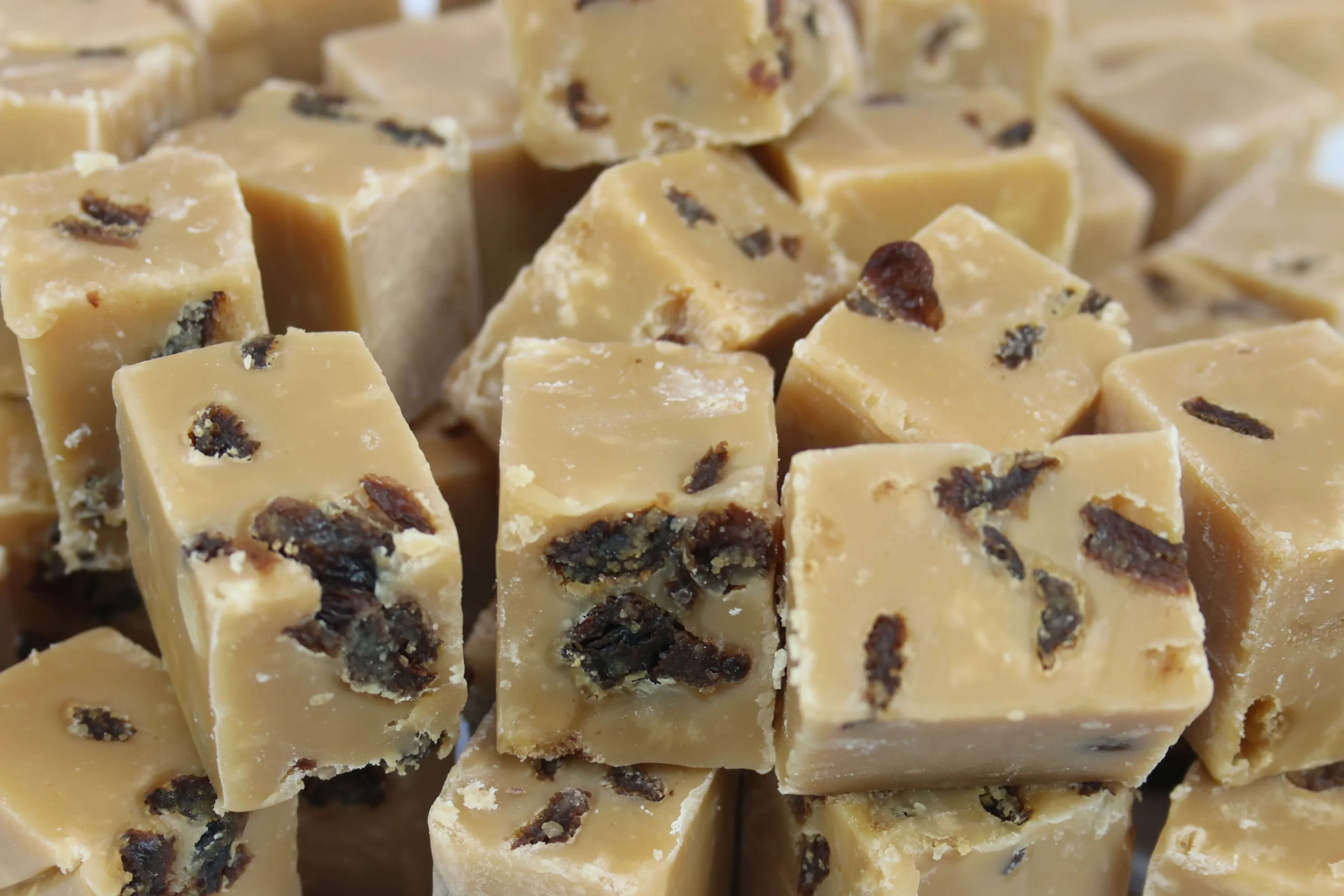 Rum and Raisin Fudge