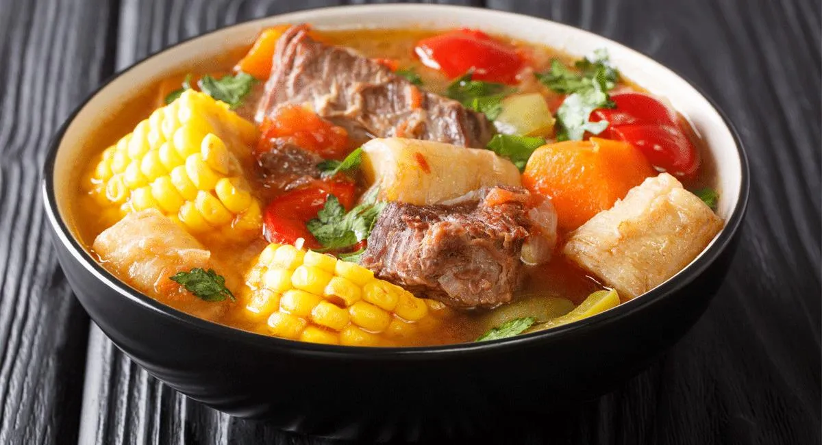 Sancocho Antioqueño o Paisa