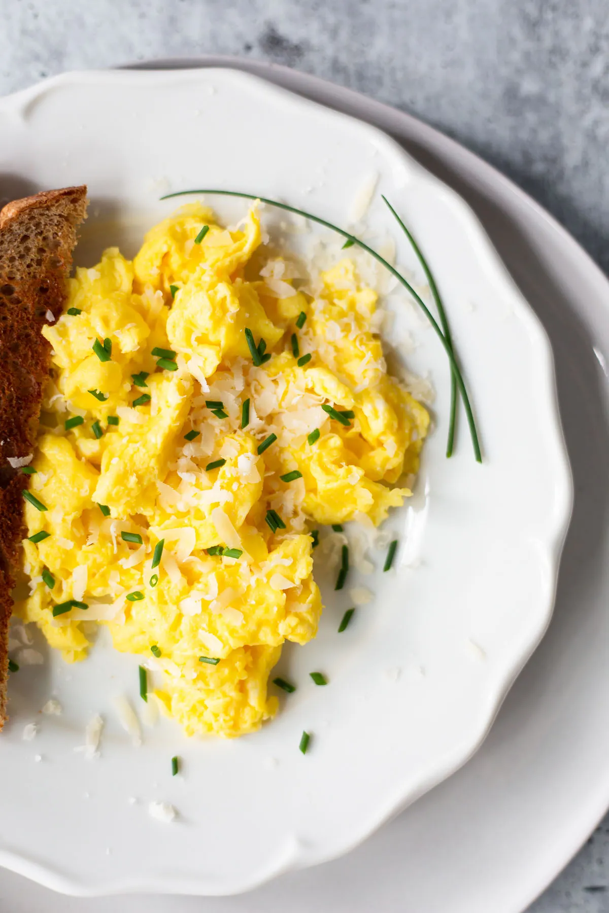 Scrambled Egg on Bread with Chives
